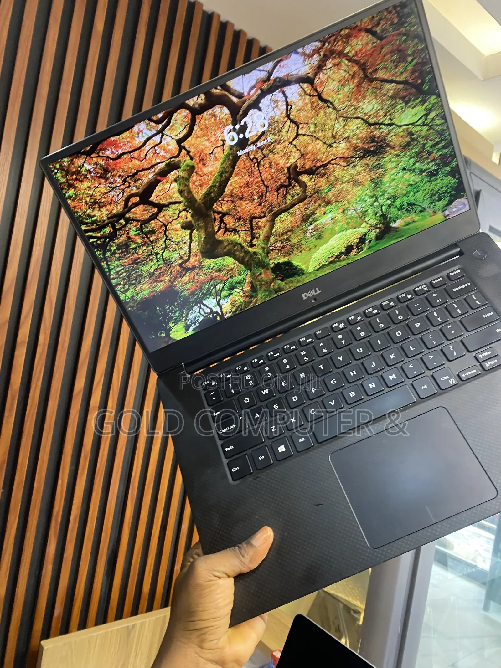 Laptop Dell Precision 15 5540 8GB Intel Core i5 SSD 256GB
