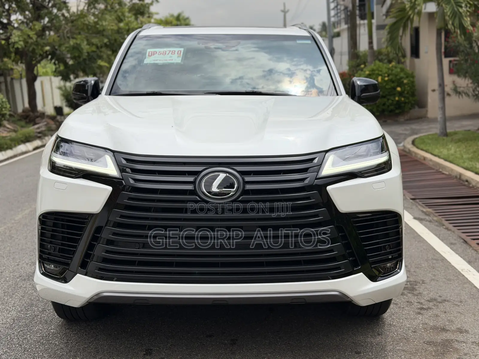 Lexus LX 700h 2025 White