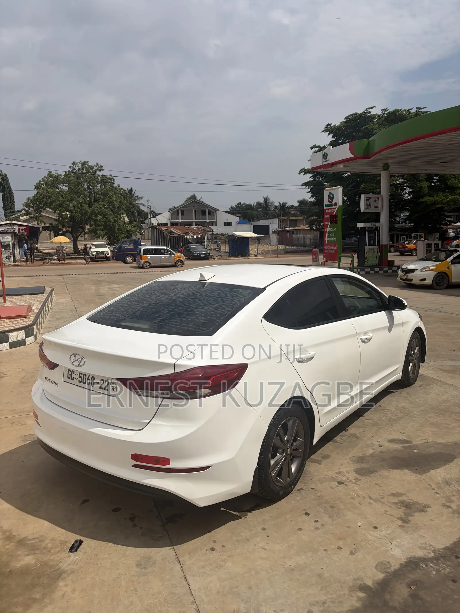 Hyundai Elantra 2017 White