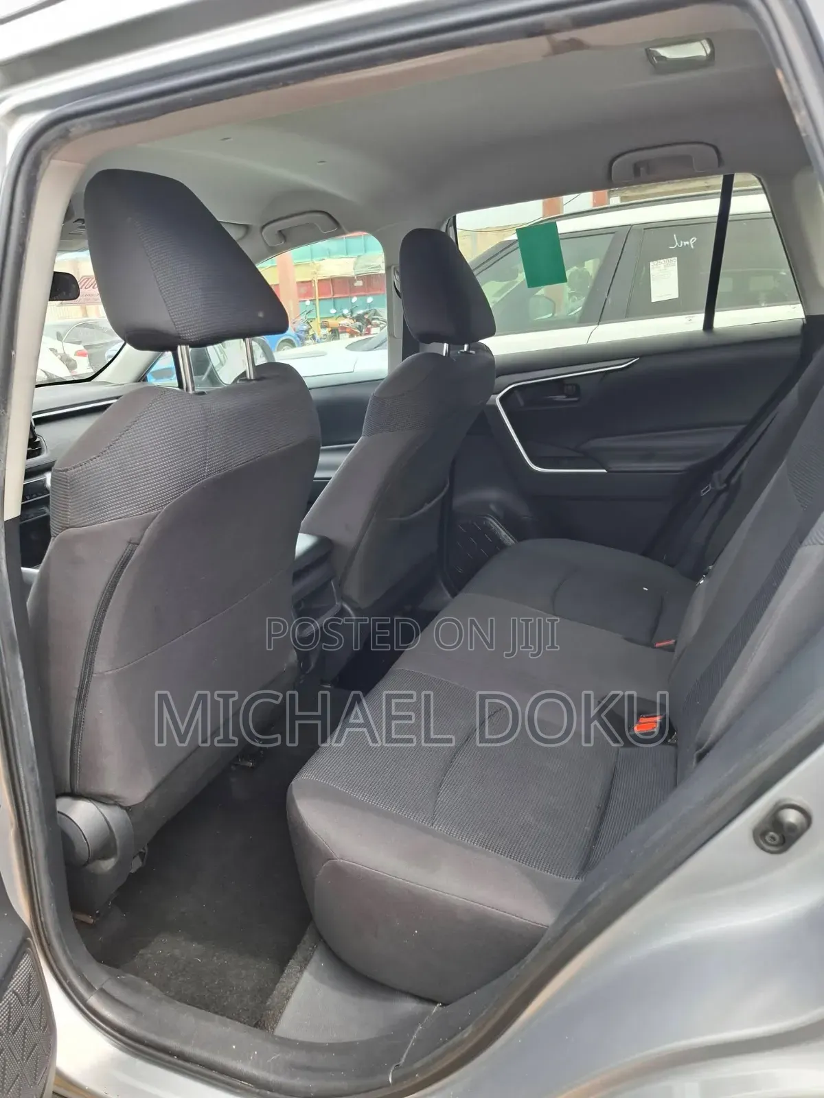 Toyota RAV4 2021 Silver