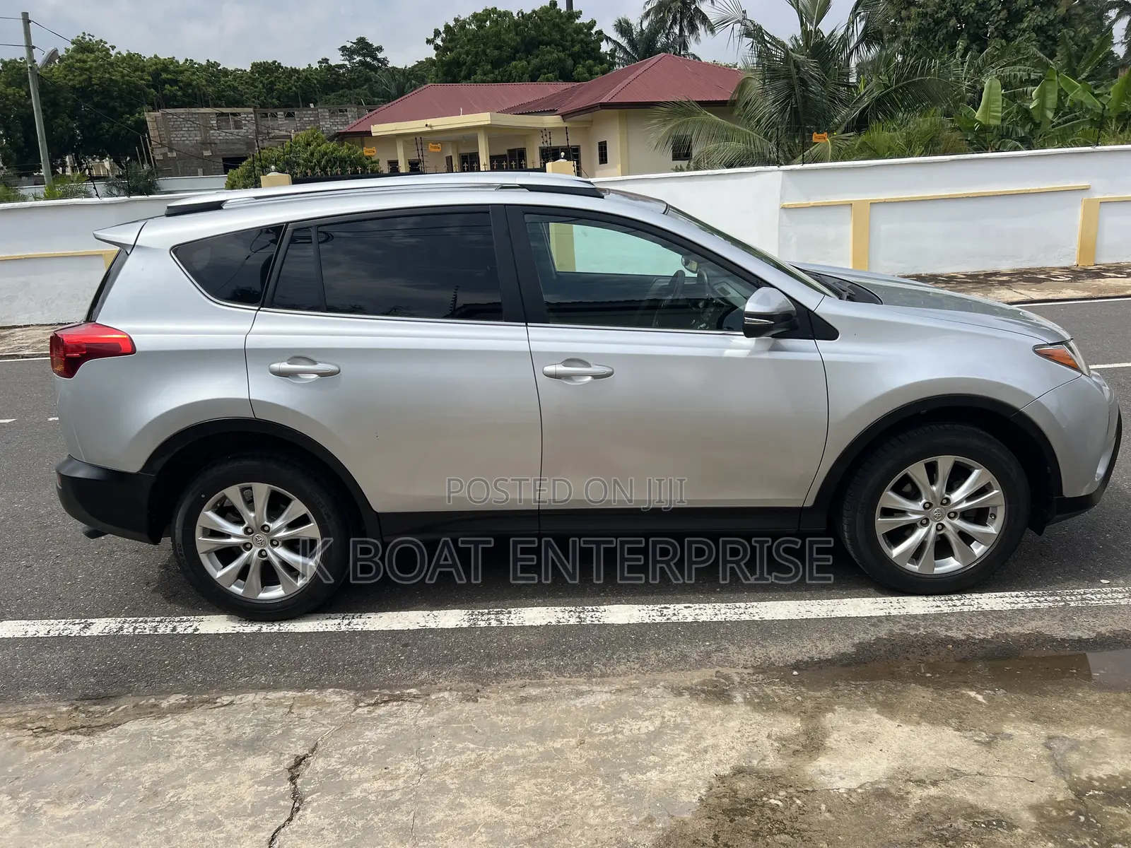 Toyota RAV4 Limited 4dr SUV (2.5L 4cyl 6A) 2015 Silver