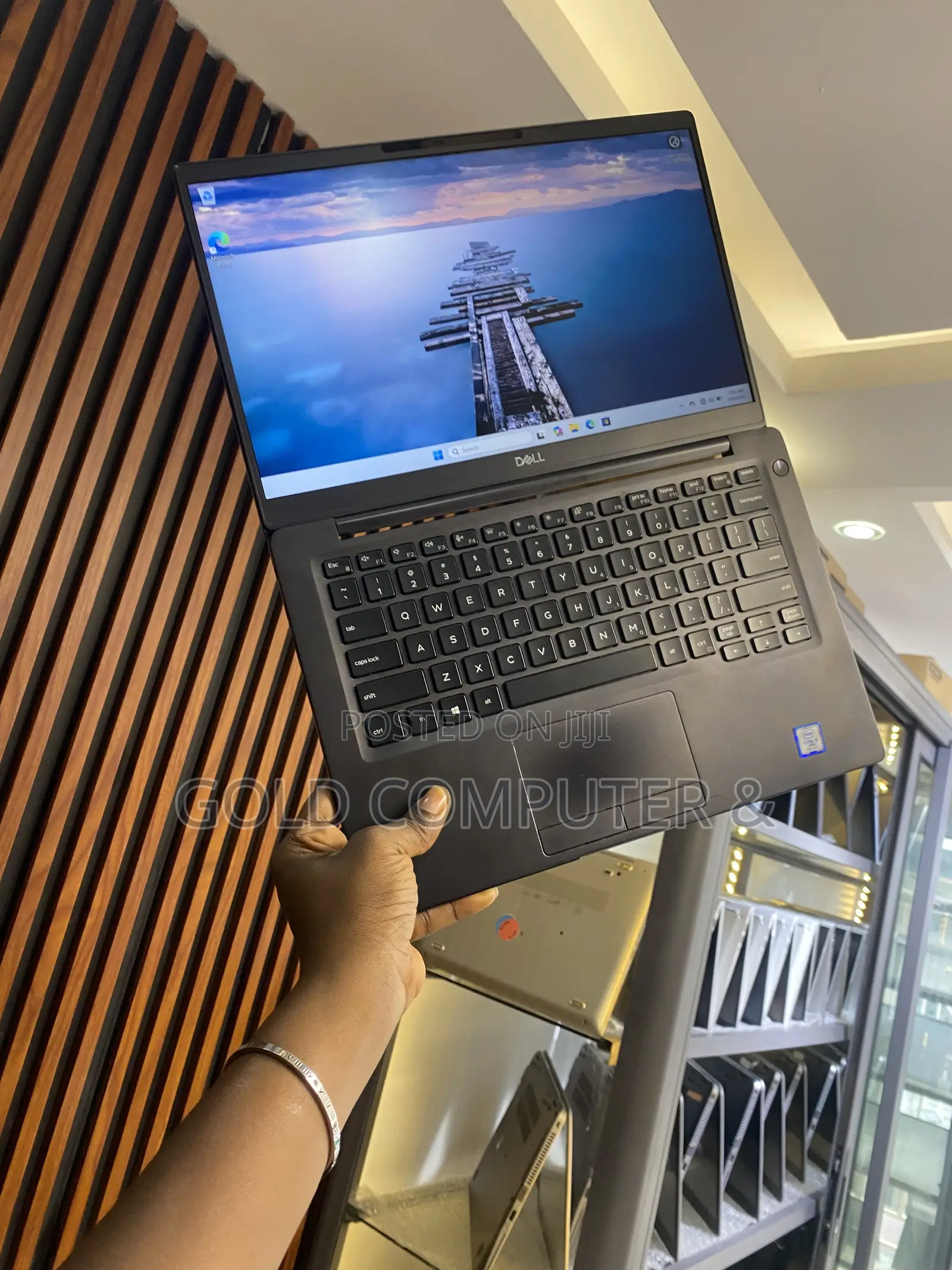 Laptop Dell Latitude 7400 8GB Intel Core i5 SSD 256GB