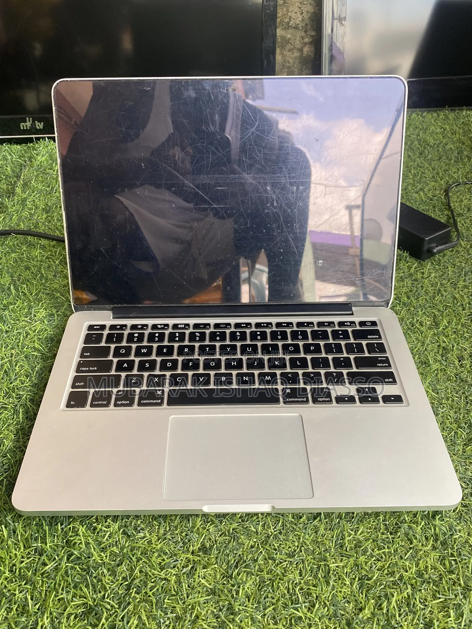 Laptop Apple MacBook Pro 8GB Intel Core i5 SSD 256GB