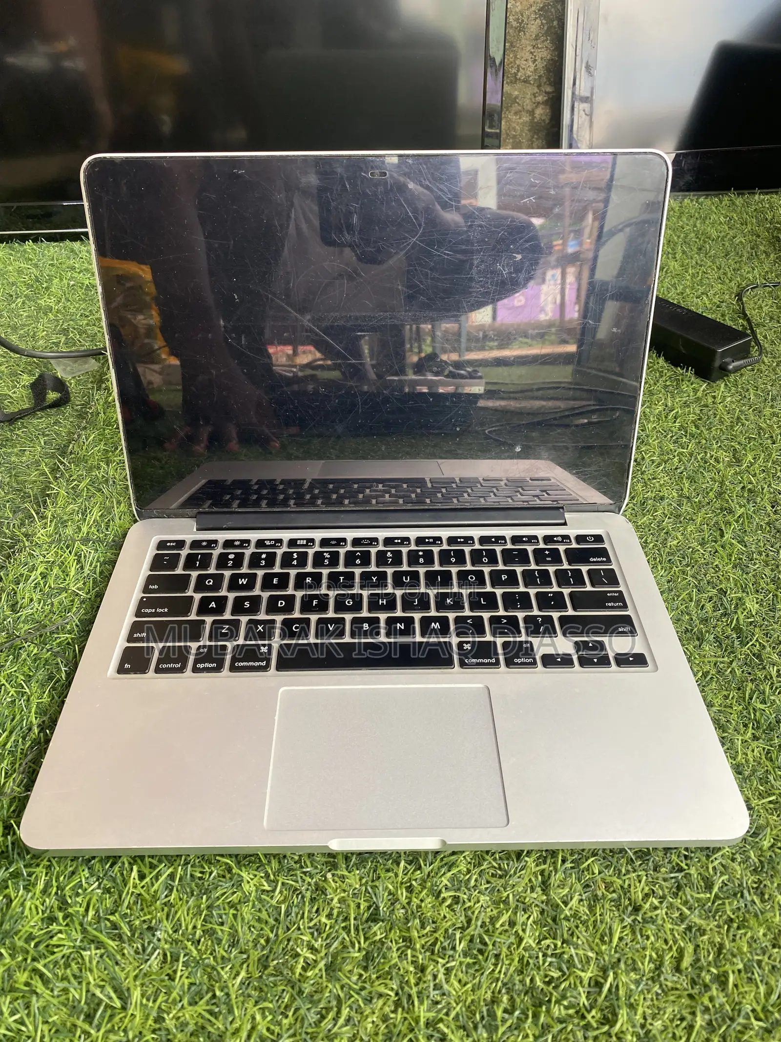 Laptop Apple MacBook Pro 8GB Intel Core i5 SSD 256GB