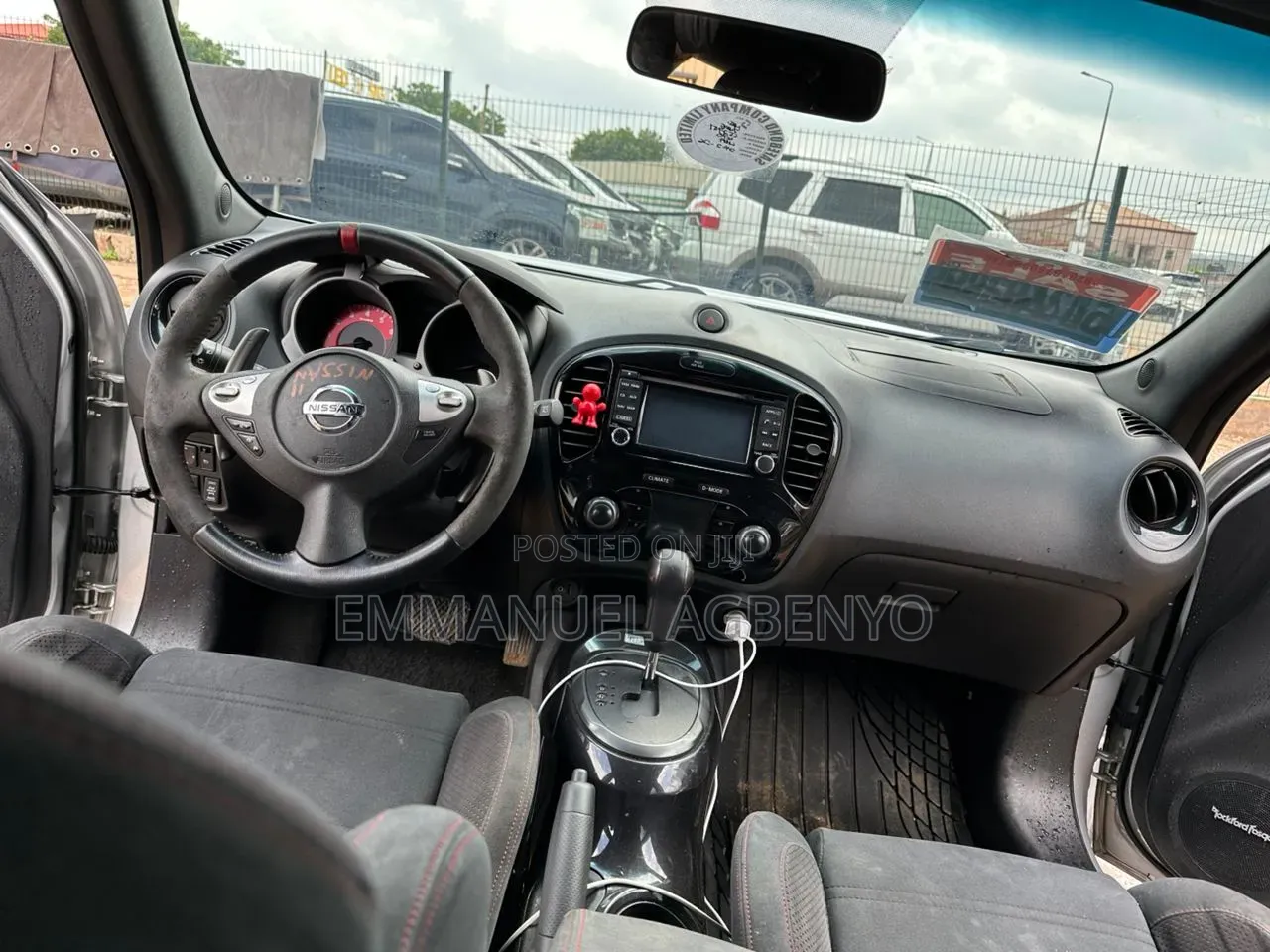 Nissan Juke NISMO RS 4dr Hatchback AWD (1.6L 4cyl Turbo CVT) 2015 Silver