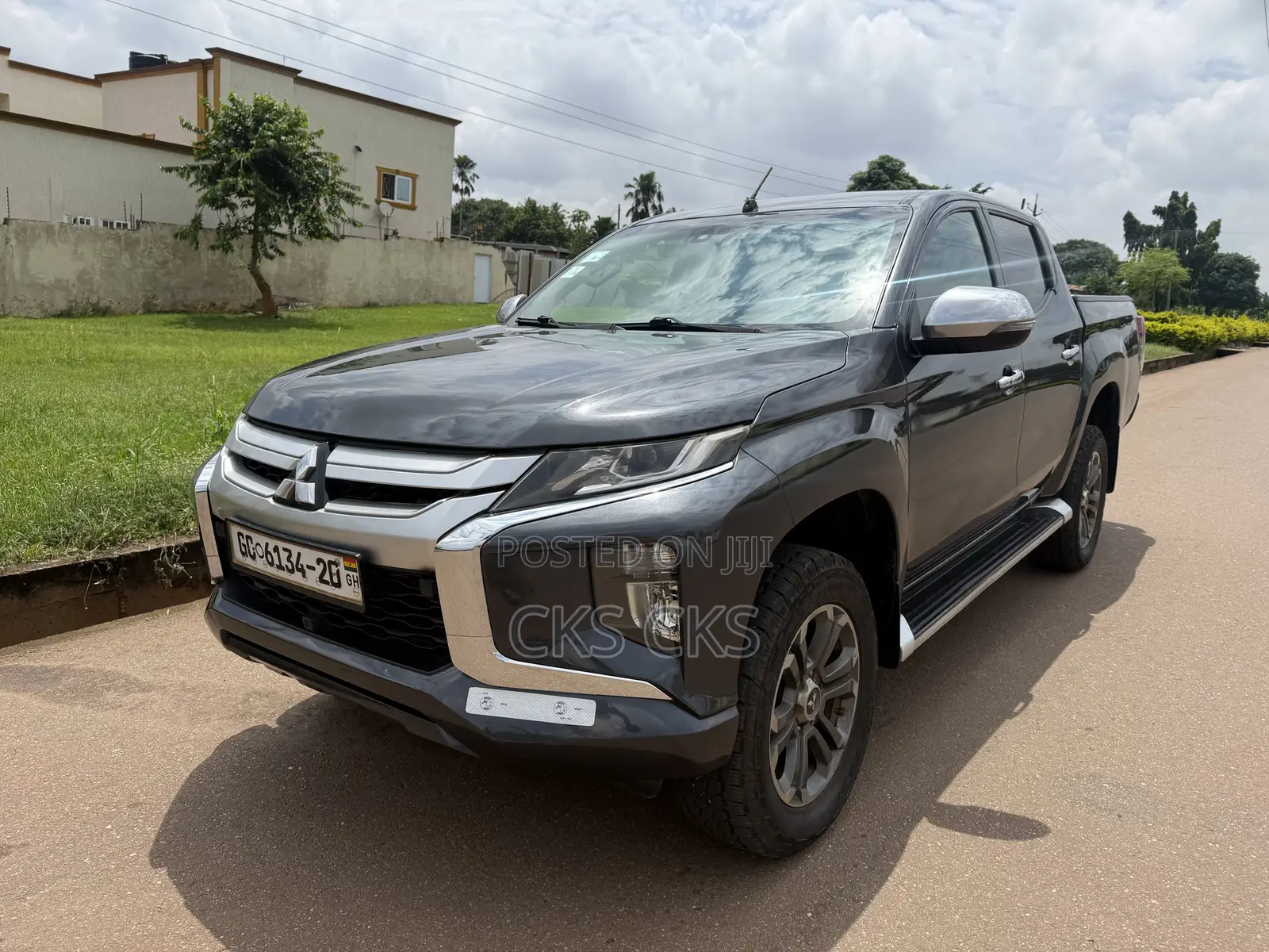 Mitsubishi L200 2020 Gray