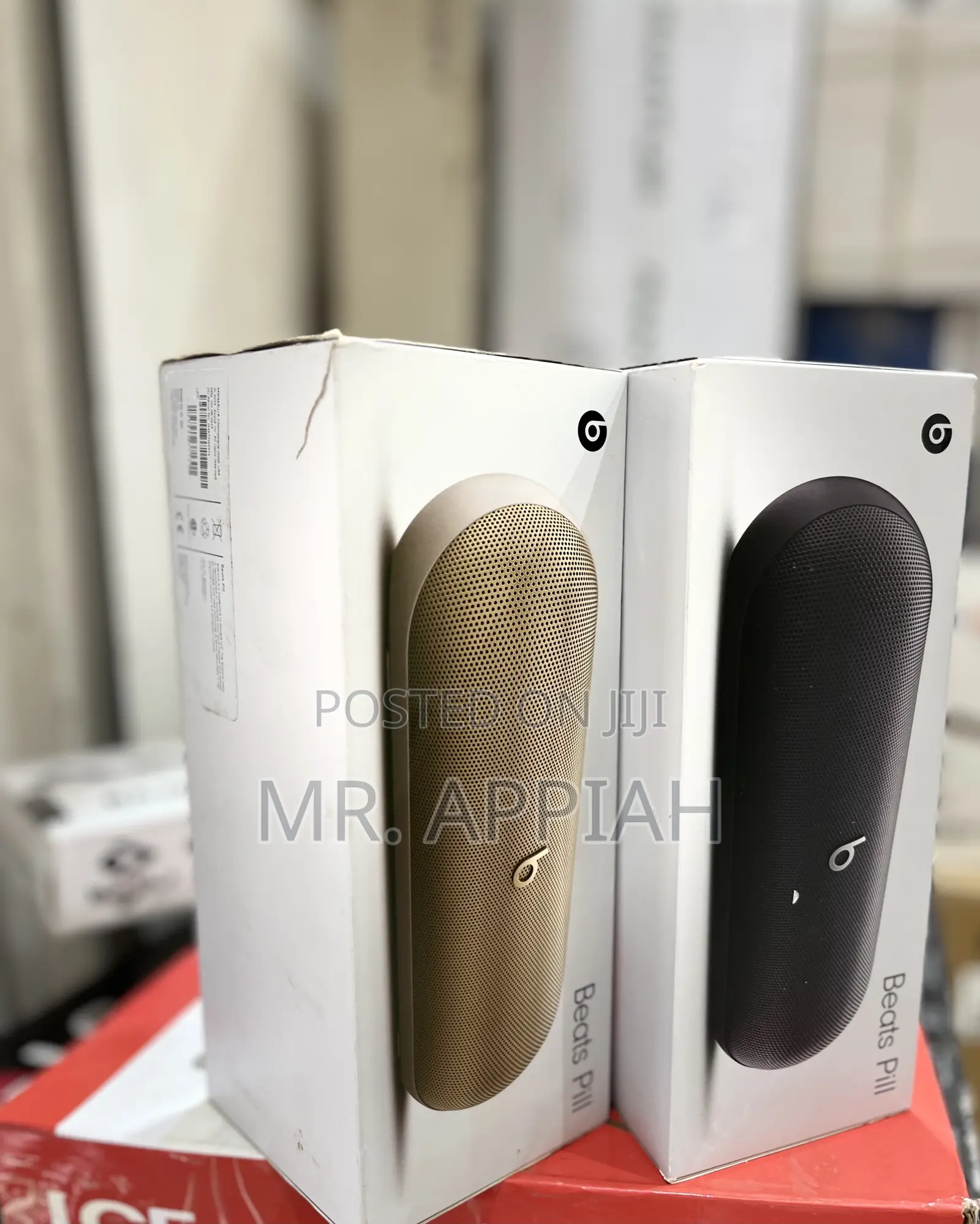 Premium Affordable Beats Pill Bluetooth Speaker(Black) 