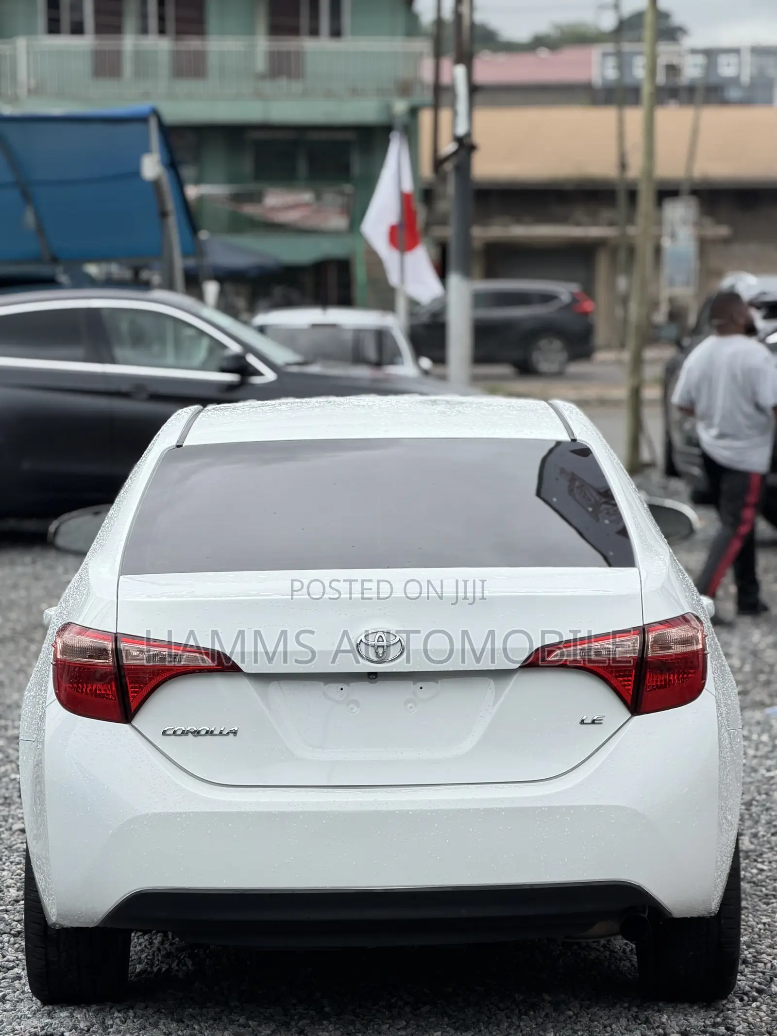 Toyota Corolla LE Eco (1.8L 4cyl 2A) 2018 White