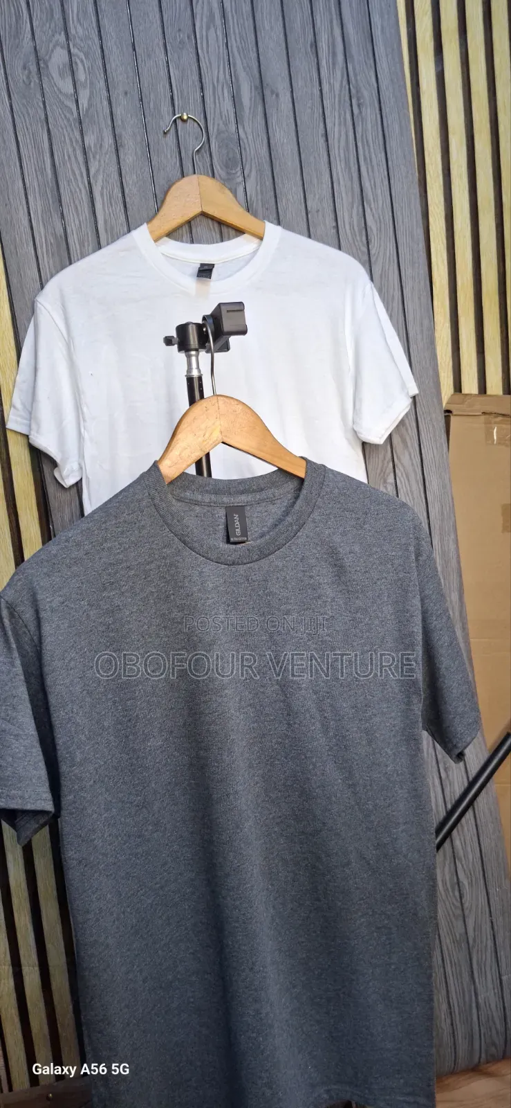 Quality Plain T-Shirts From America Gildan Brand, Dark Grey. KMJL