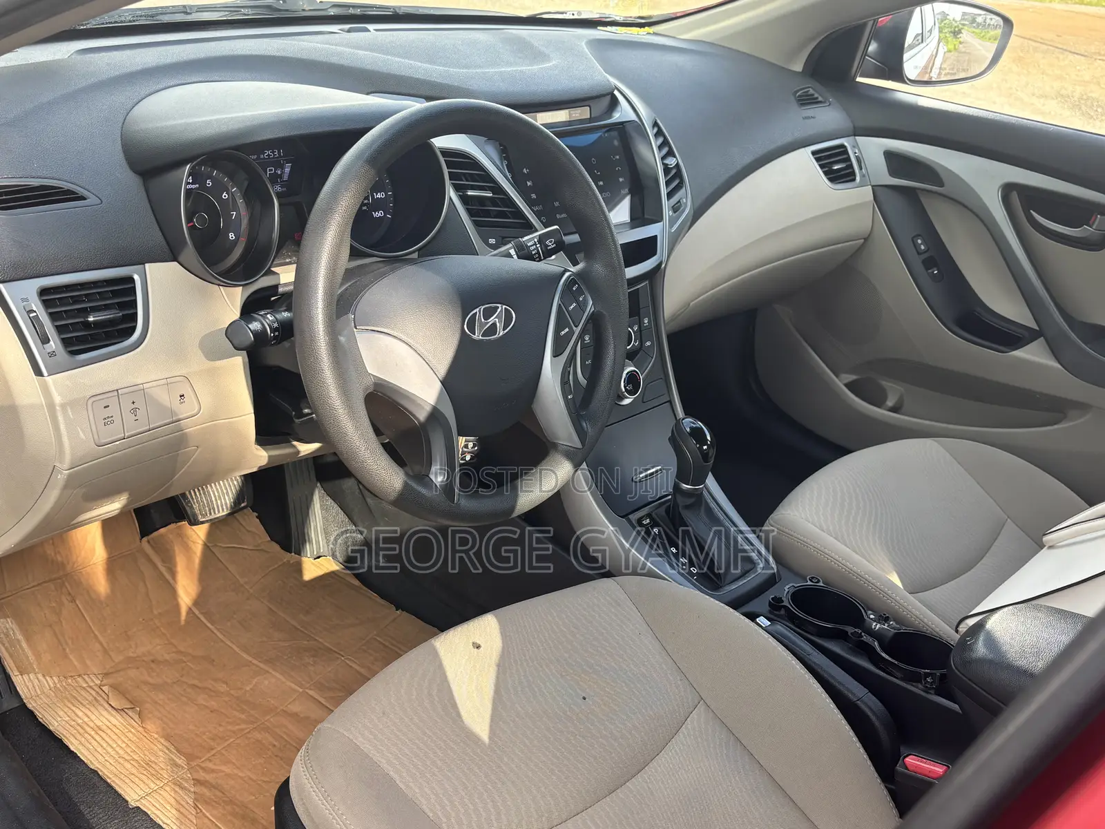 Hyundai Elantra SE Sedan FWD (1.8L 4cyl 6M) 2016 Green
