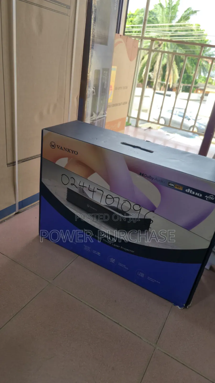 Nearest Projector Vankyo Vista T4 ,.