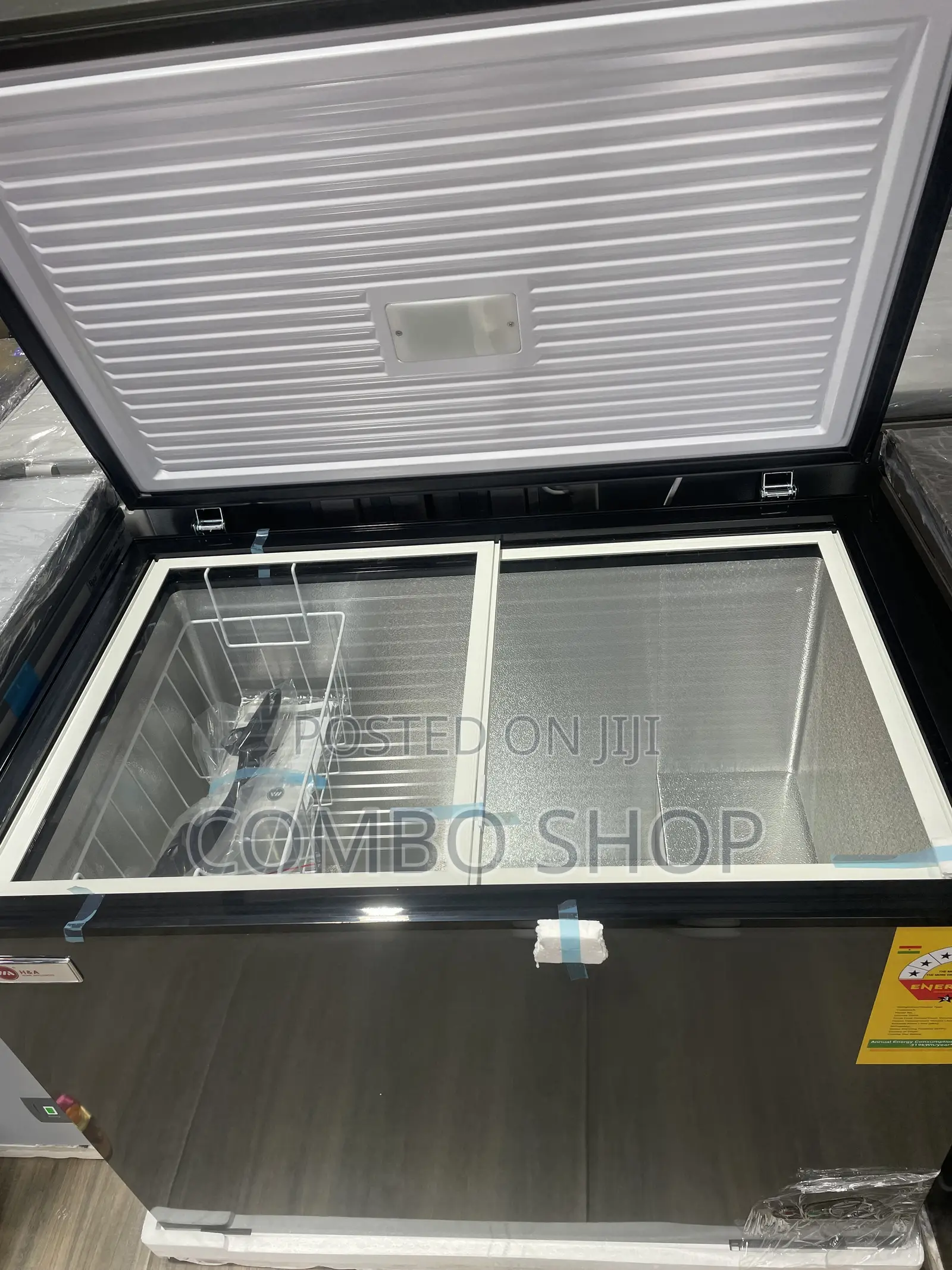 H E Chest Freezer