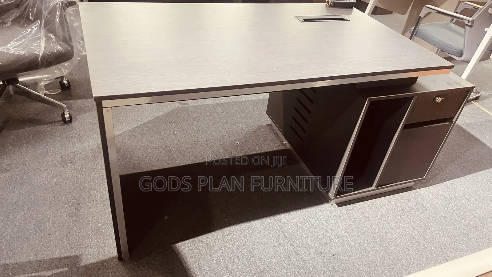 Advance Office Desk