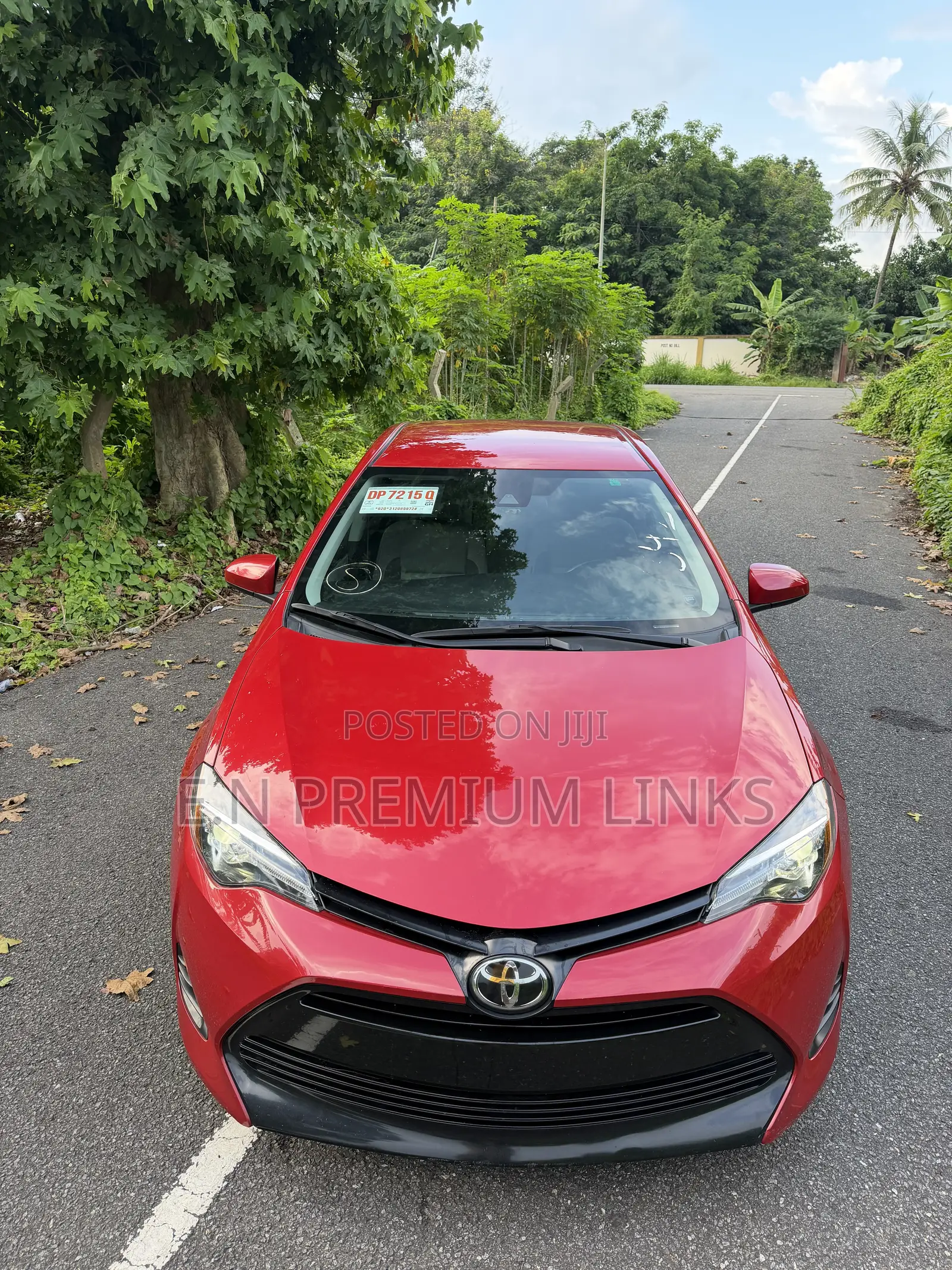 Toyota Corolla LE (1.8L 4cyl 2A) 2019 Red