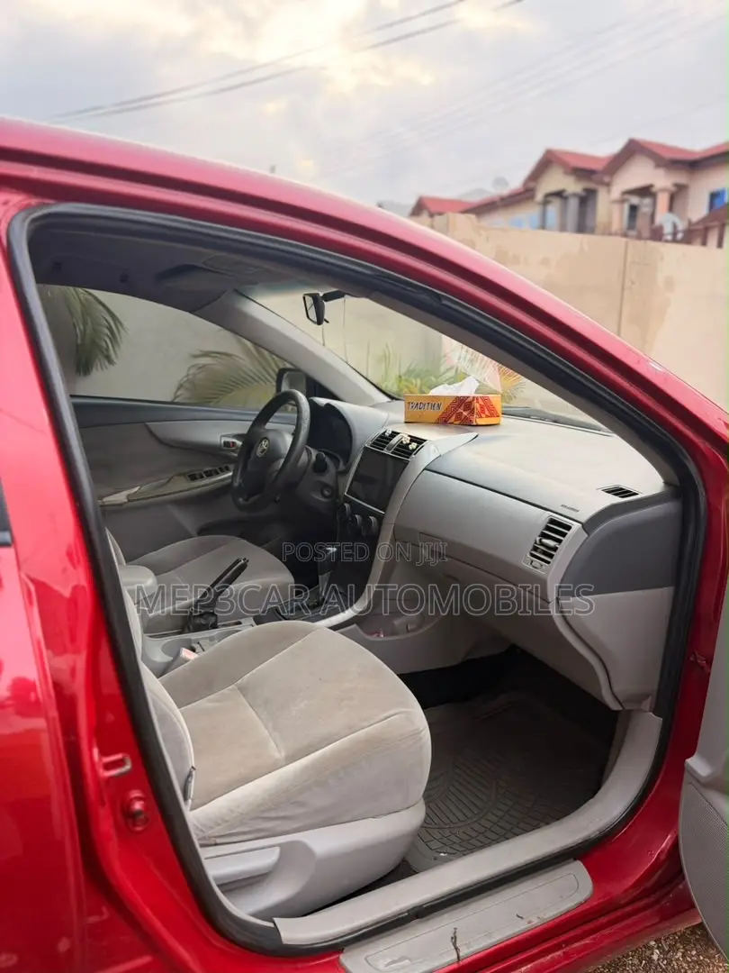 Toyota Corolla 2010 Red