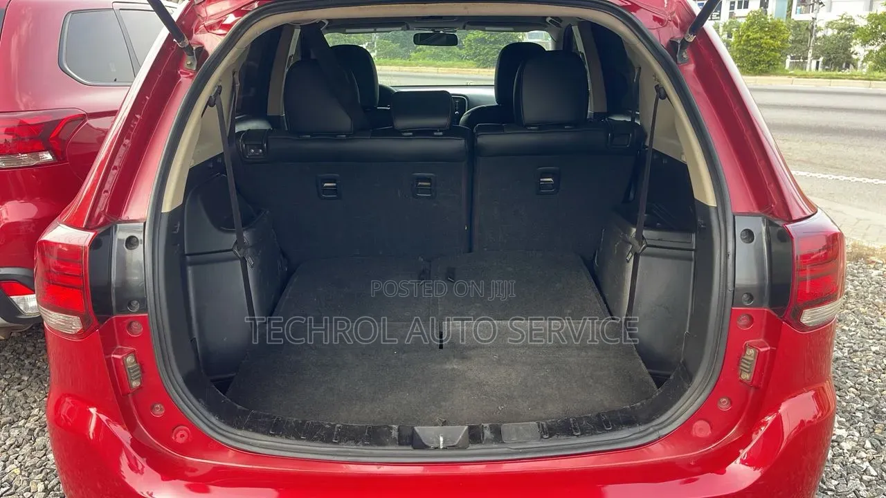 Mitsubishi Outlander SE AWC 2017 Red
