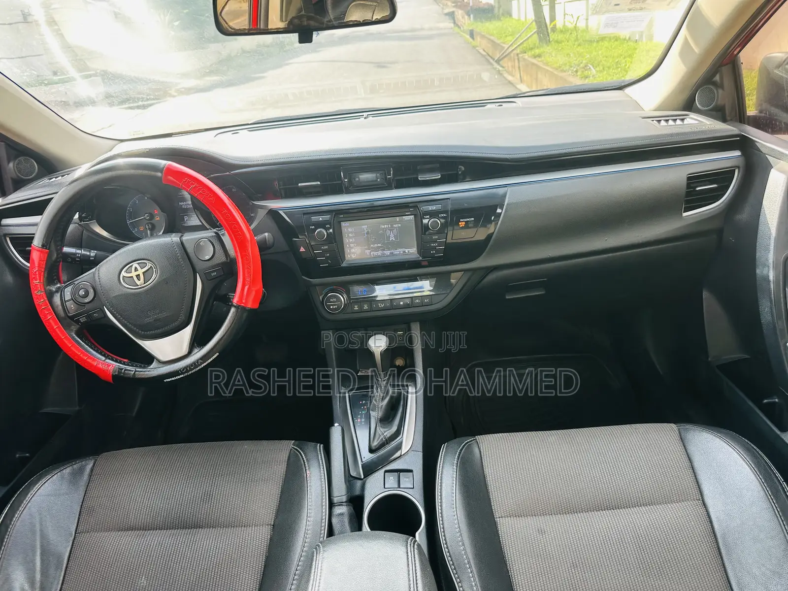 Toyota Corolla S 4dr Sedan (1.8L 4cyl CVT) 2015 Red