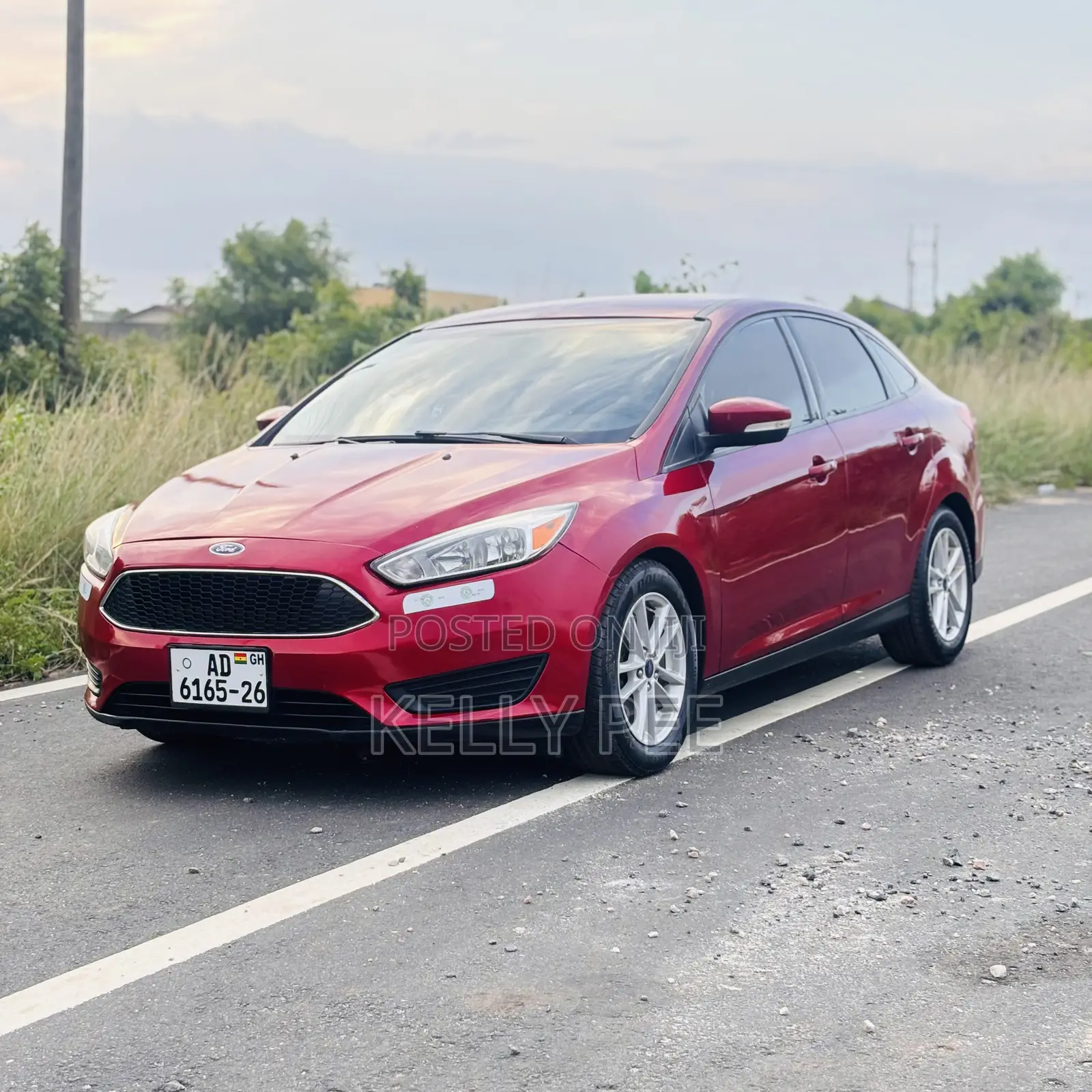 Ford Focus SEL Sedan FWD (2.0L 4cyl 6A) 2017 Burgundy