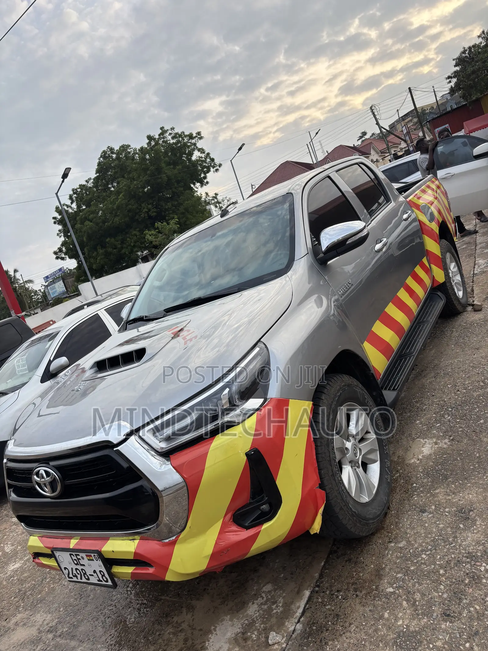 Toyota Hilux Revo Double Cab Deisel 2.4 RWD 2018 Silver
