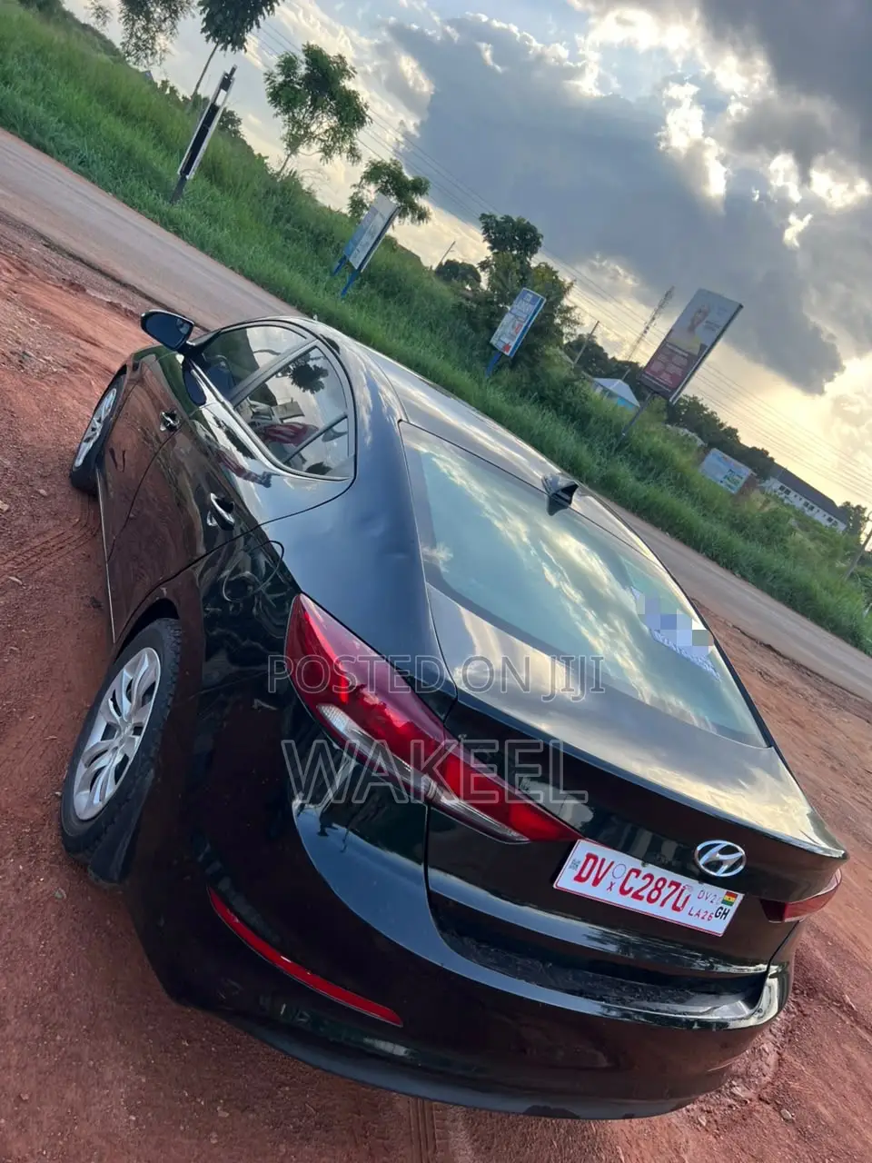 Hyundai Elantra Limited Sedan FWD (2.0L 4cyl 6A) 2017 Black