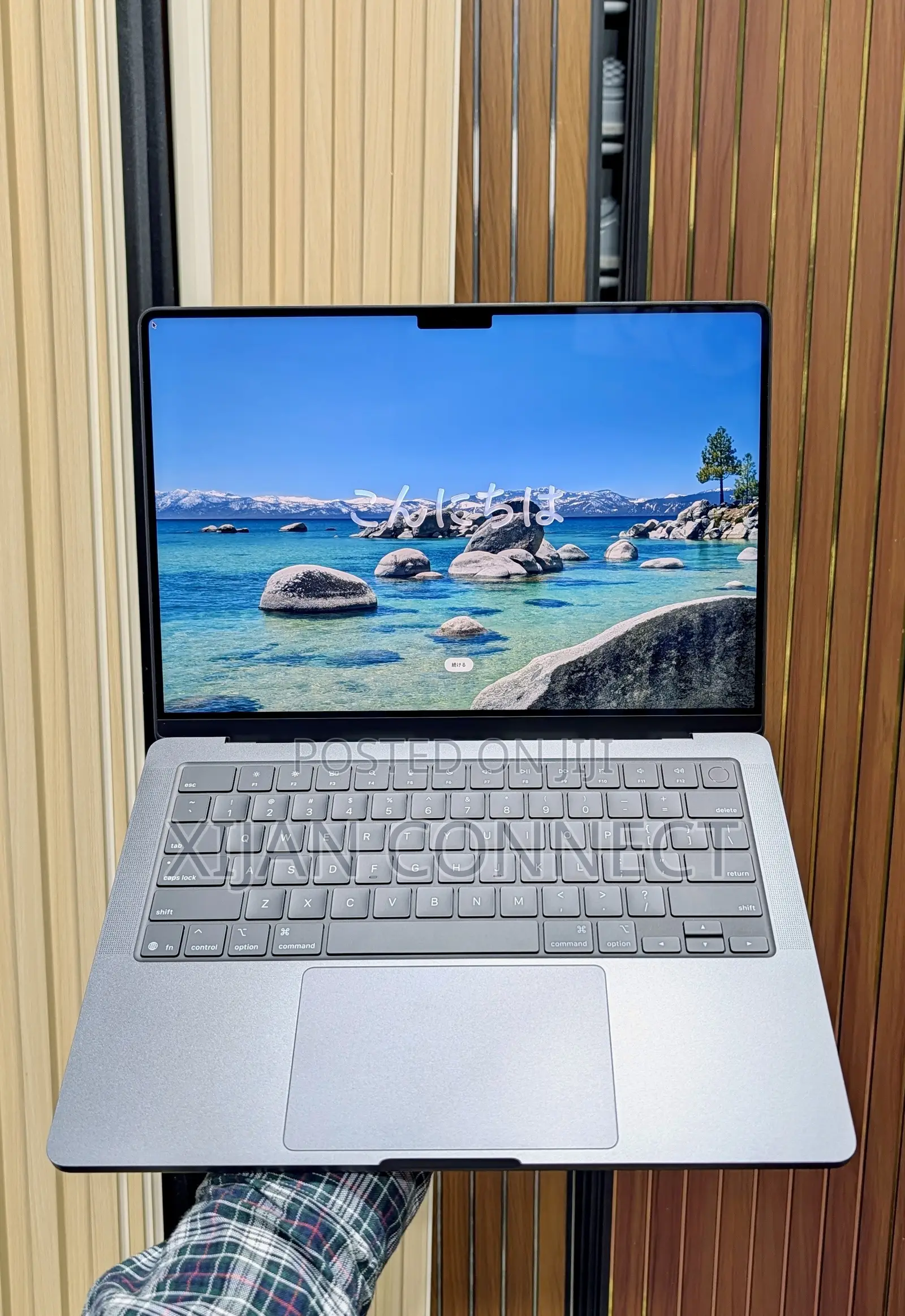 Laptop Apple MacBook Pro 2025 M5 16GB Apple M5 SSD 512GB