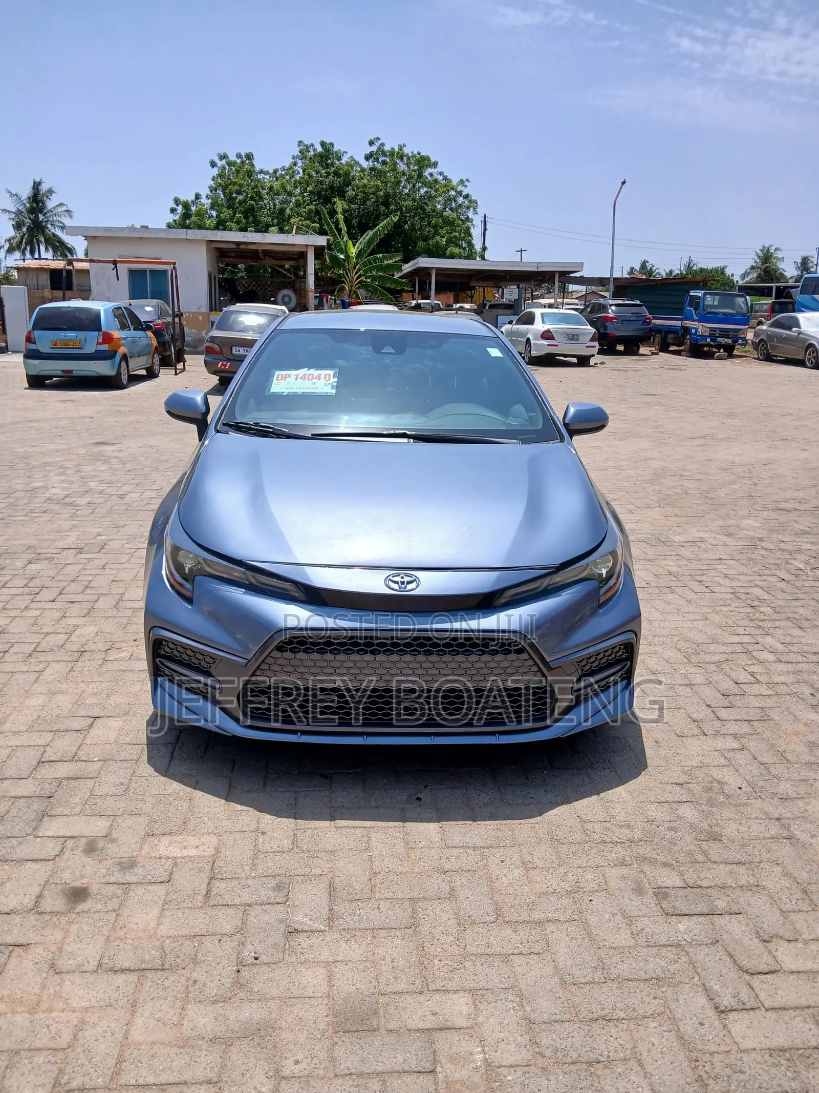 Toyota Corolla SE 2020 Blue
