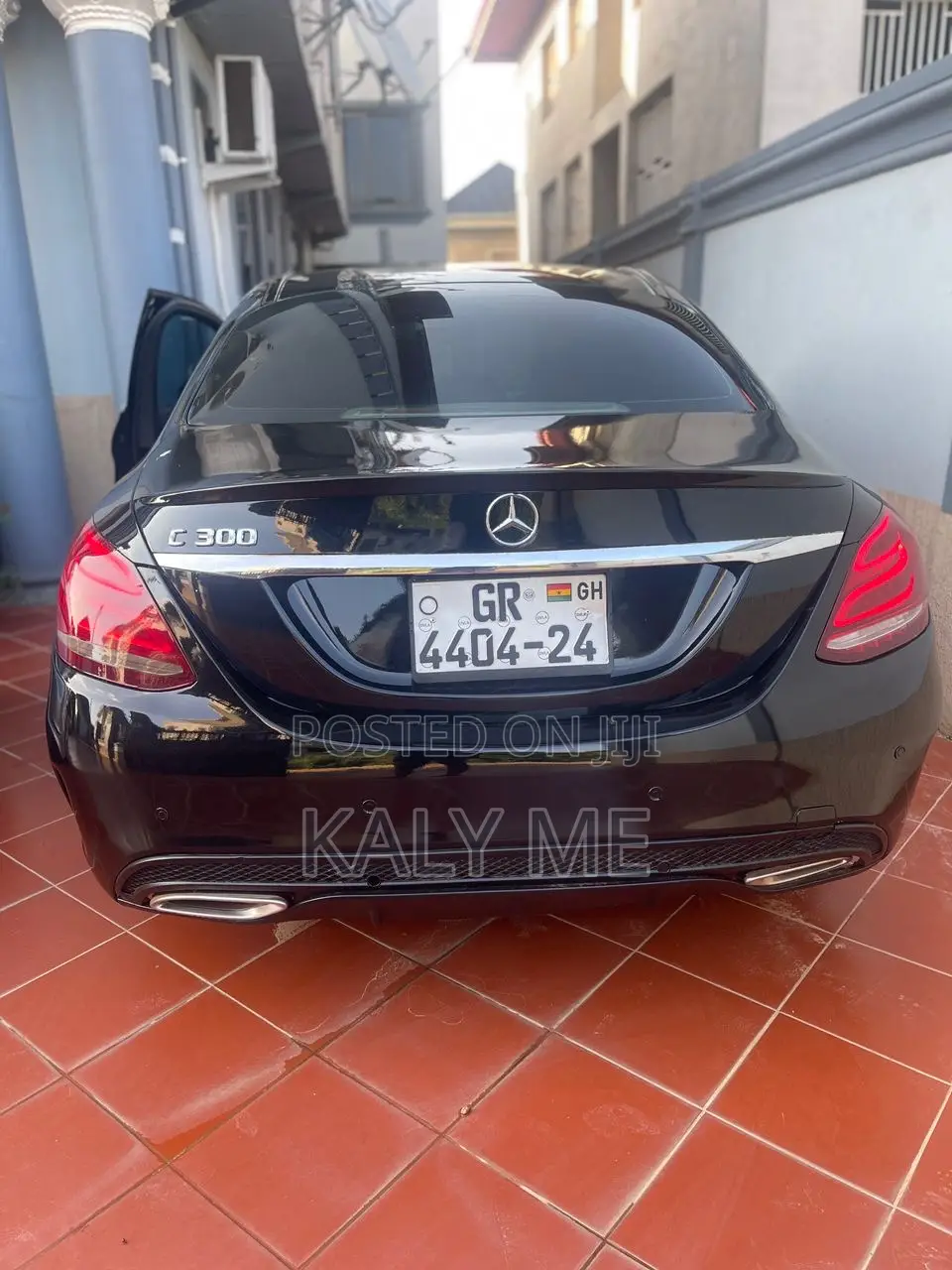 Mercedes-Benz C300 2017 Black