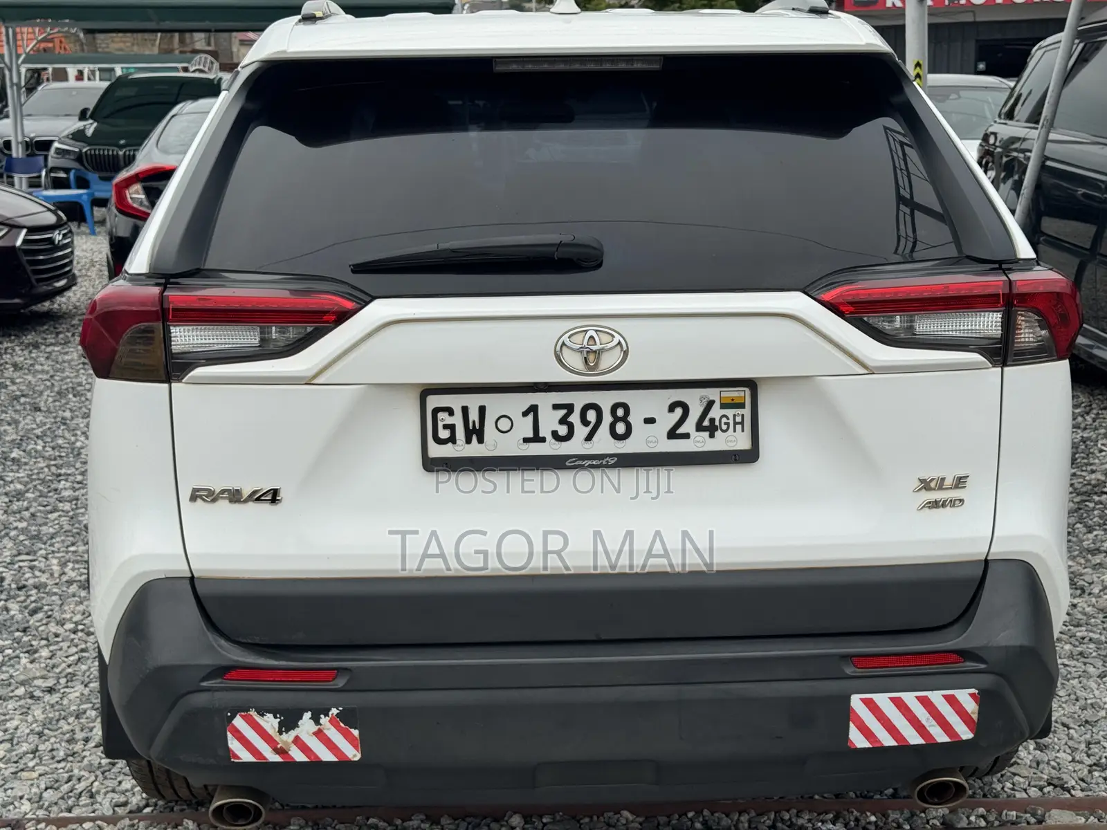 Toyota RAV4 XLE 2022 White