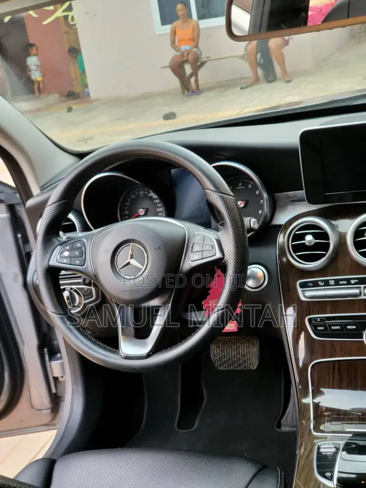 Mercedes-Benz C300 Base 4Matic Sedan AWD (2.0L 4cyl 7A) 2016 Gray