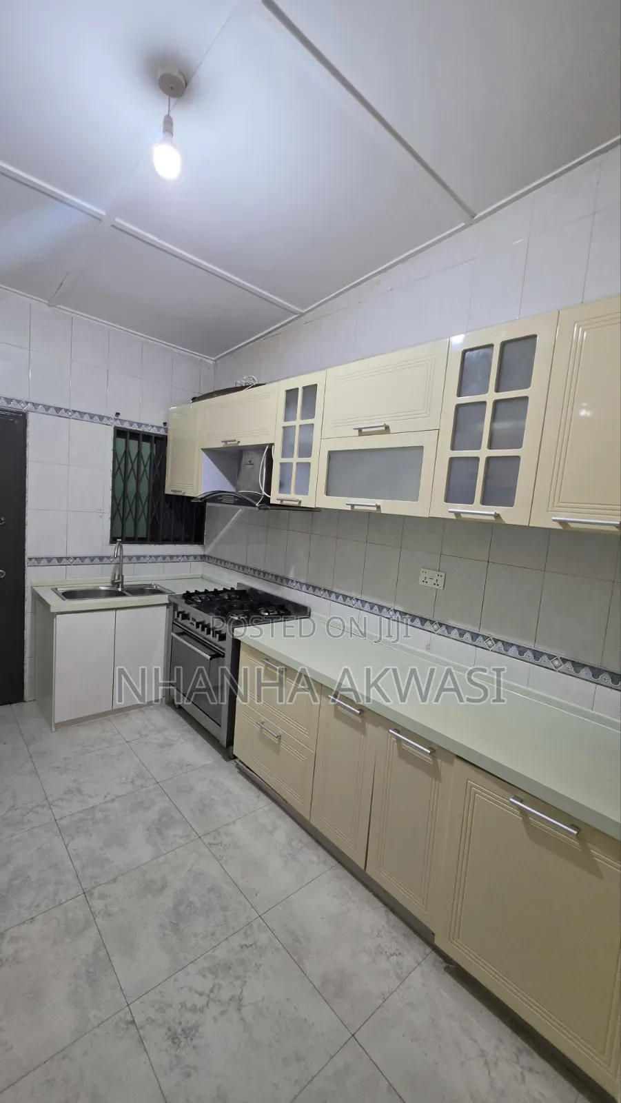 3bdrm House in Lashibi Community 19, Sakumono for rent