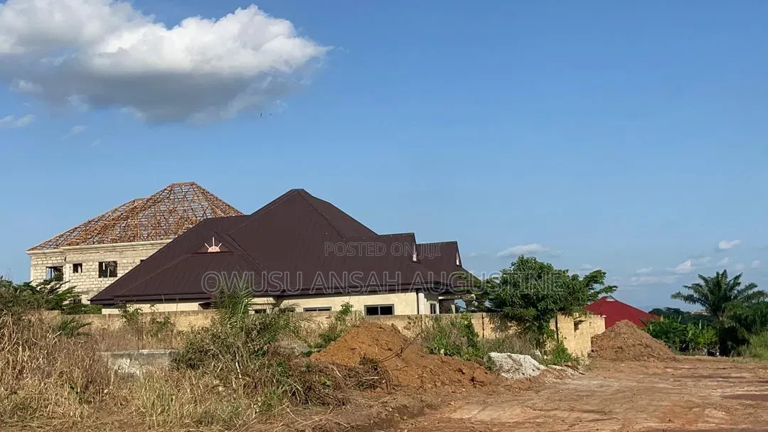 4bdrm House in Atwima Kwanwoma for sale