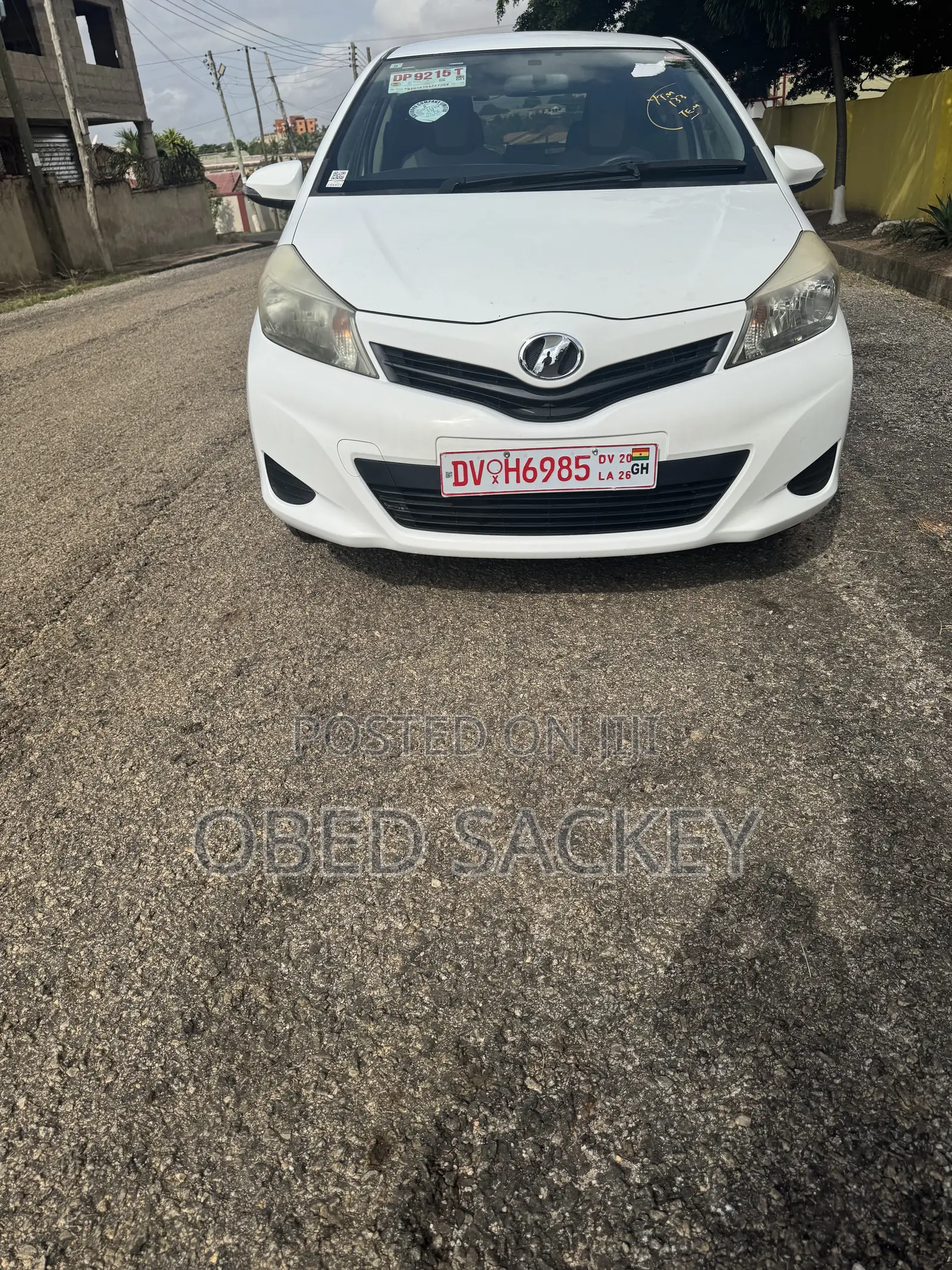 Toyota Vitz 1.3 AWD 3dr 2013 White
