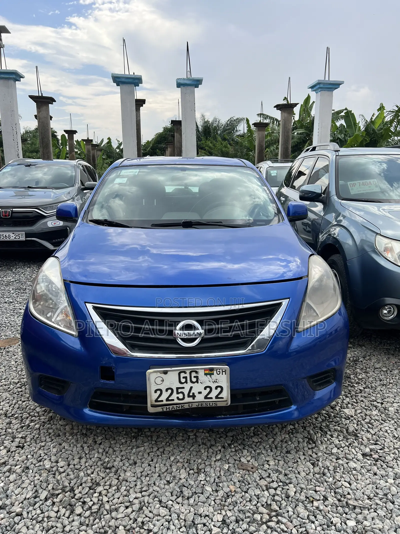 Nissan Versa 2013 Blue