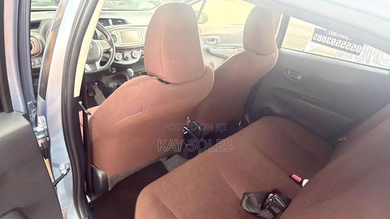 Toyota Vitz 2012 Blue