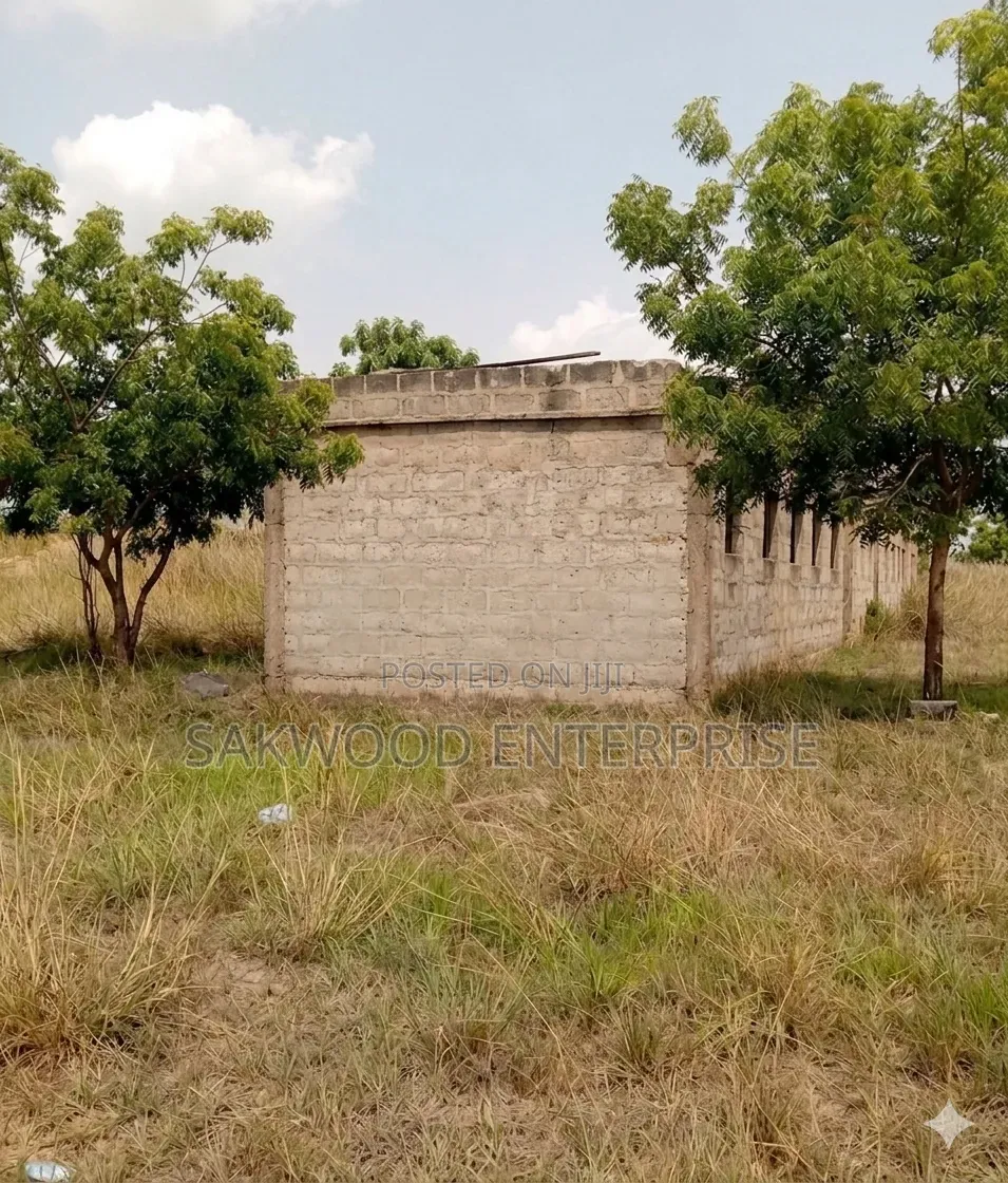 4bdrm House in Sakwood Enterprise, Market for sale