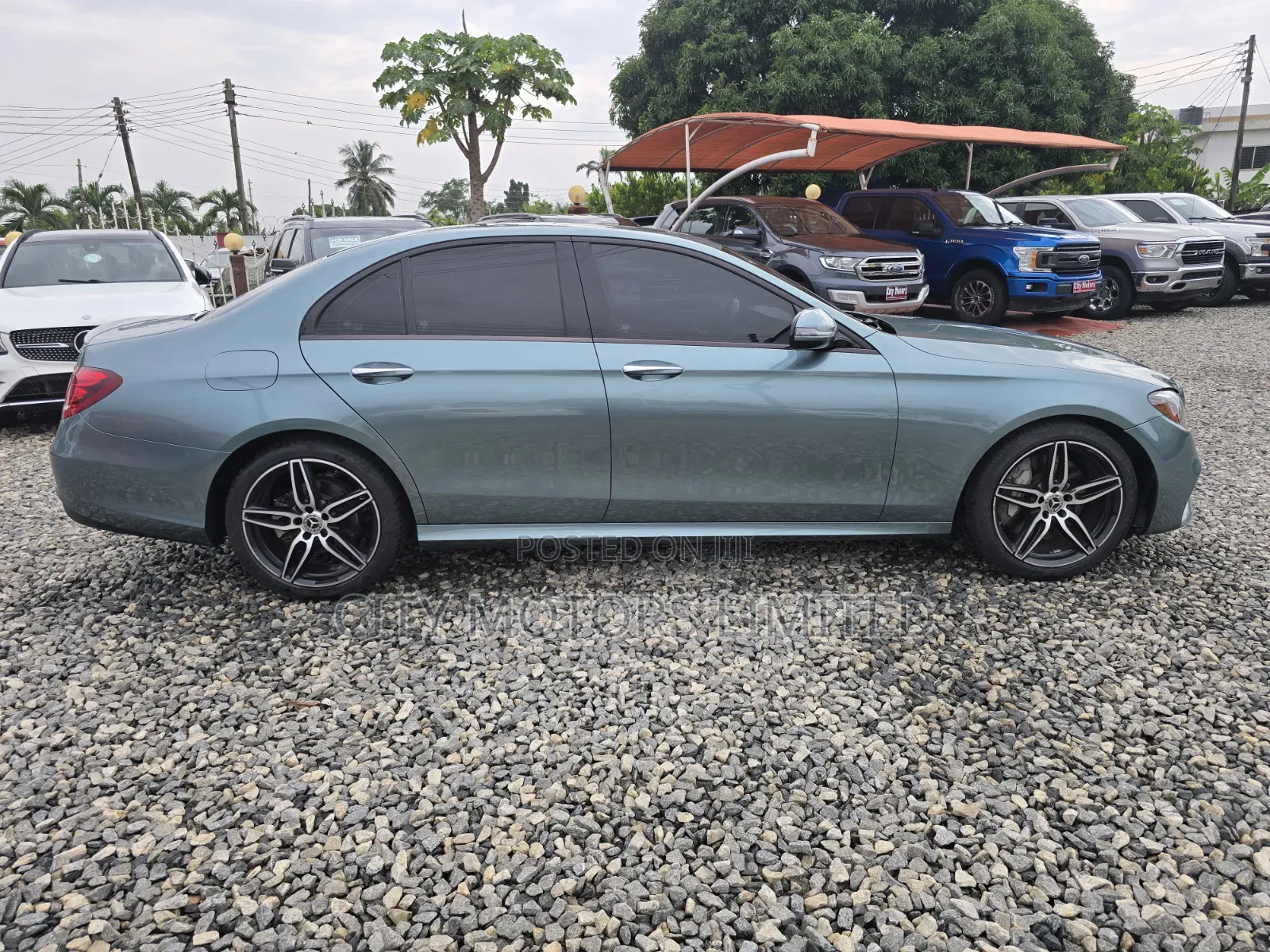 Mercedes-Benz E300 2019 Silver