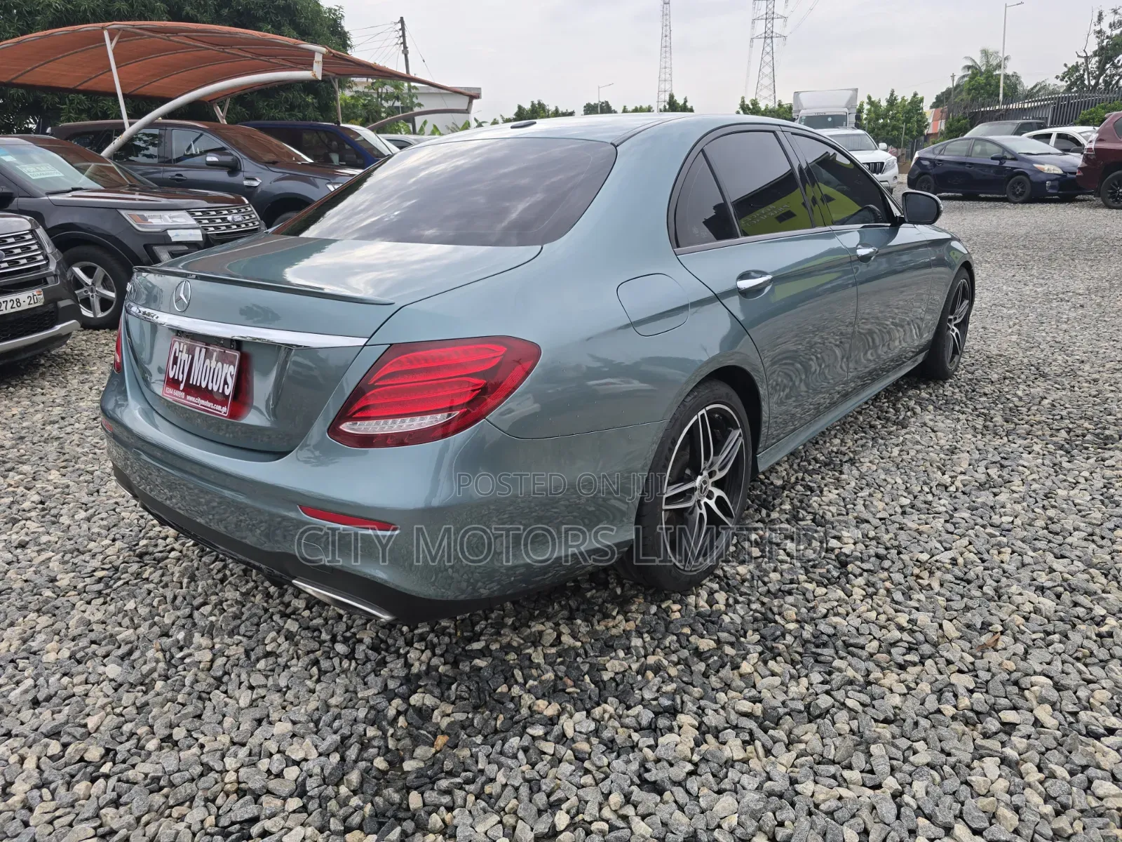 Mercedes-Benz E300 2019 Silver