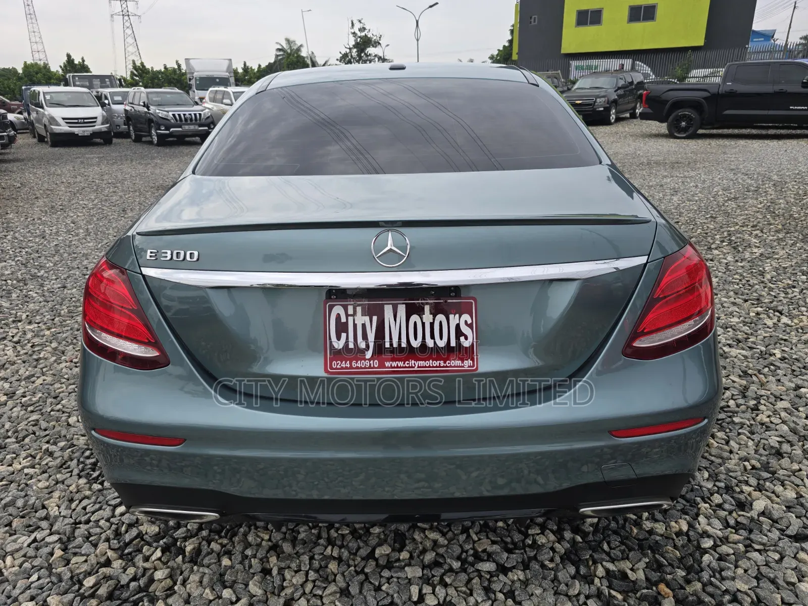 Mercedes-Benz E300 2019 Silver