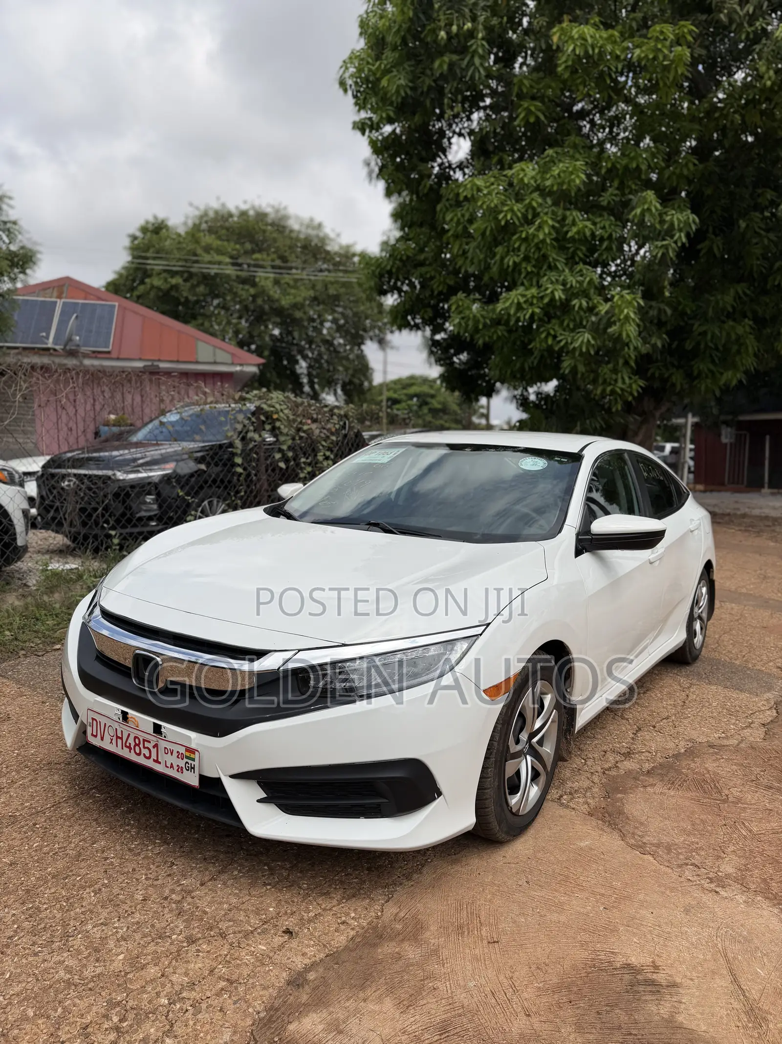 Honda Civic LX 4dr Sedan (2.0L 4cyl) 2017 White