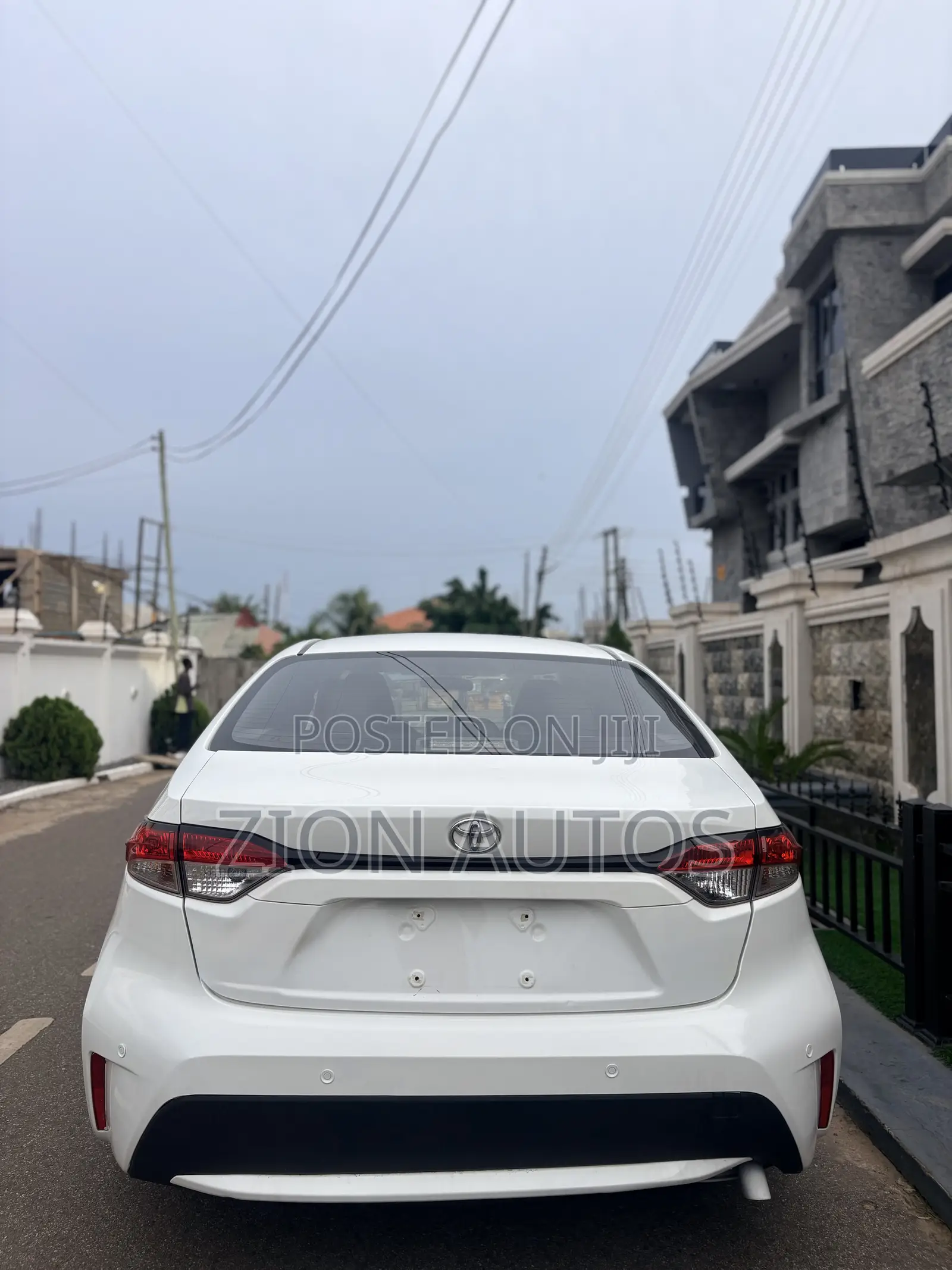 Toyota Corolla 2022 White
