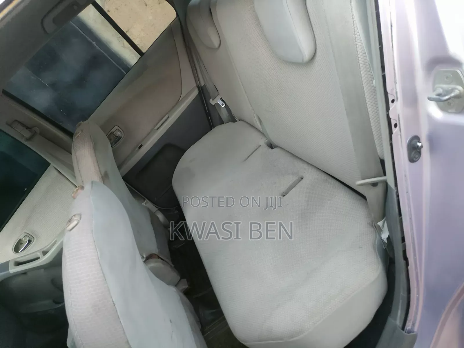 Toyota Vitz 2010 Gray