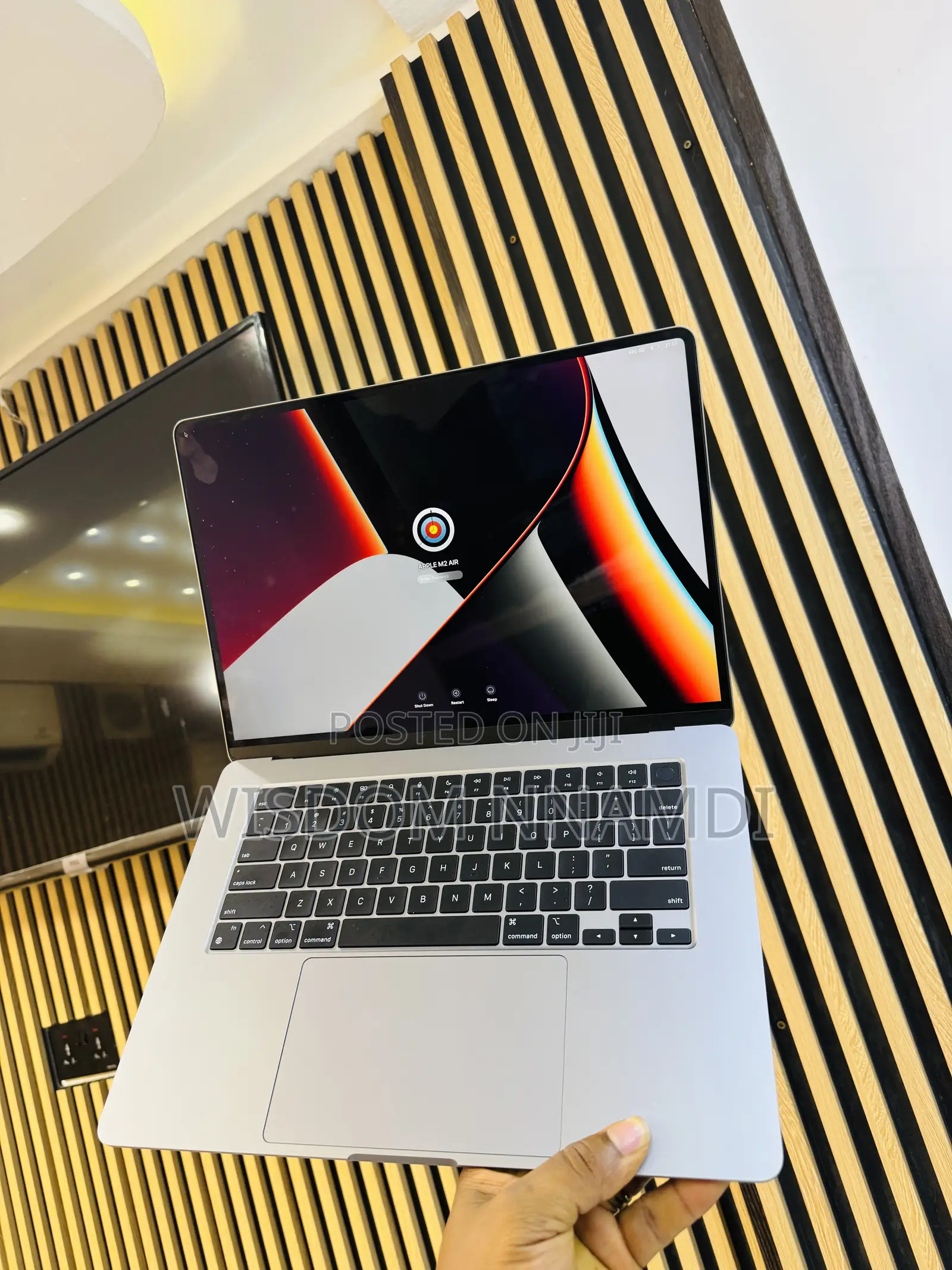 Laptop Apple MacBook Air 2023 M2 8GB Apple M2 SSD 256GB