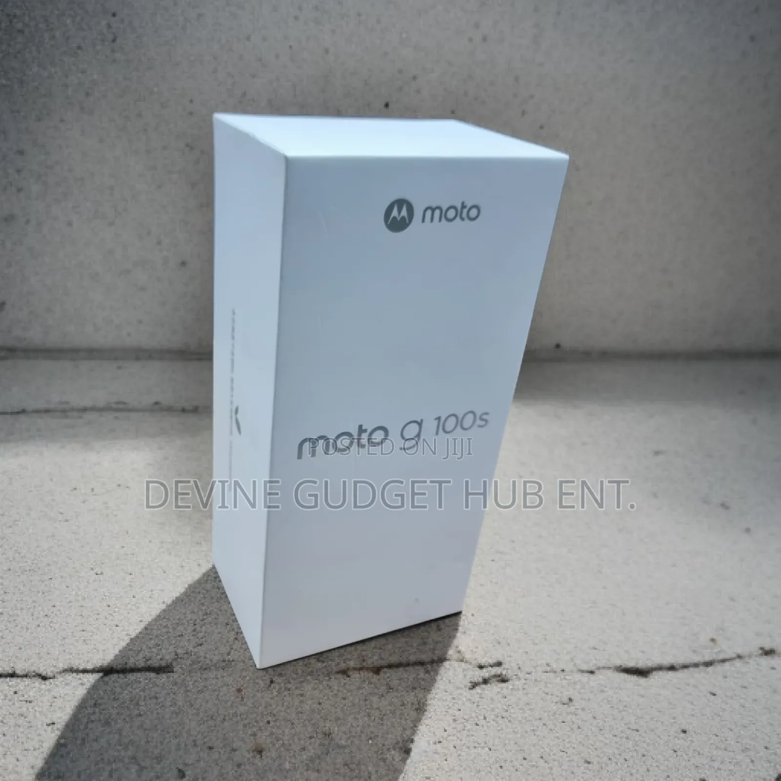 New Motorola Moto G100 128 GB Gold