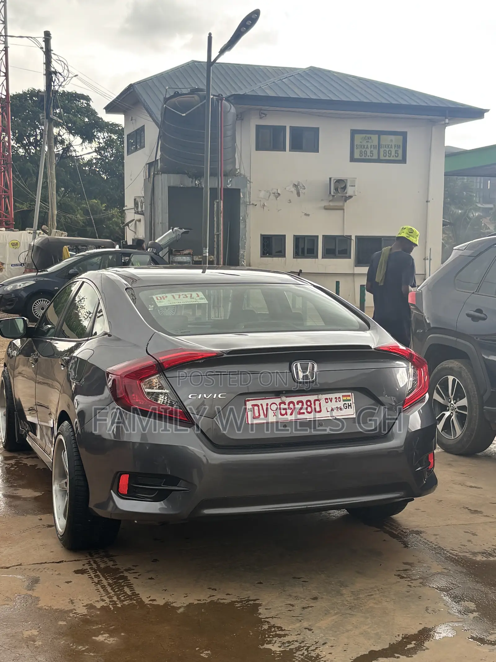 Honda Civic EX-T 4dr Sedan (1.5L 4cyl) 2017 Gray