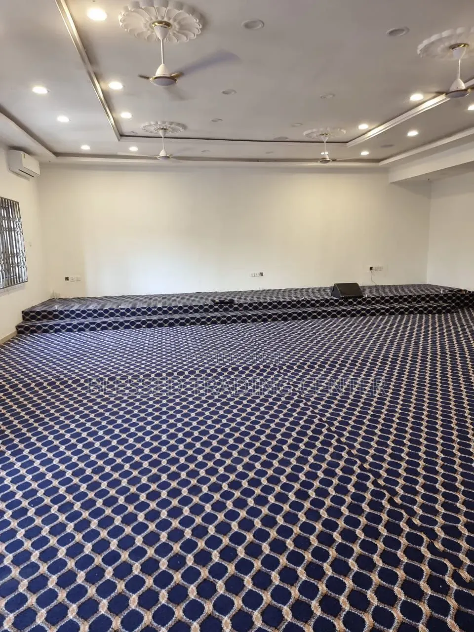 All Types of Church Auditorium Carpet Are Available