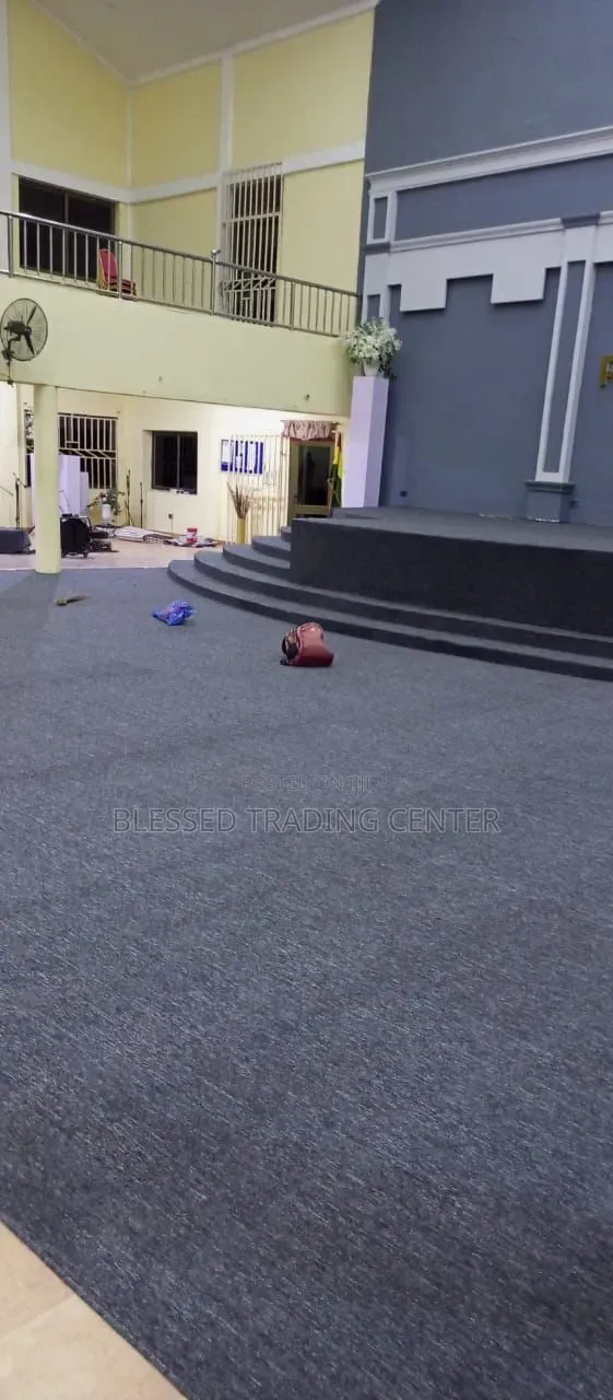 Waterproof Woolen Carpet for Church Auditorium and Platforms