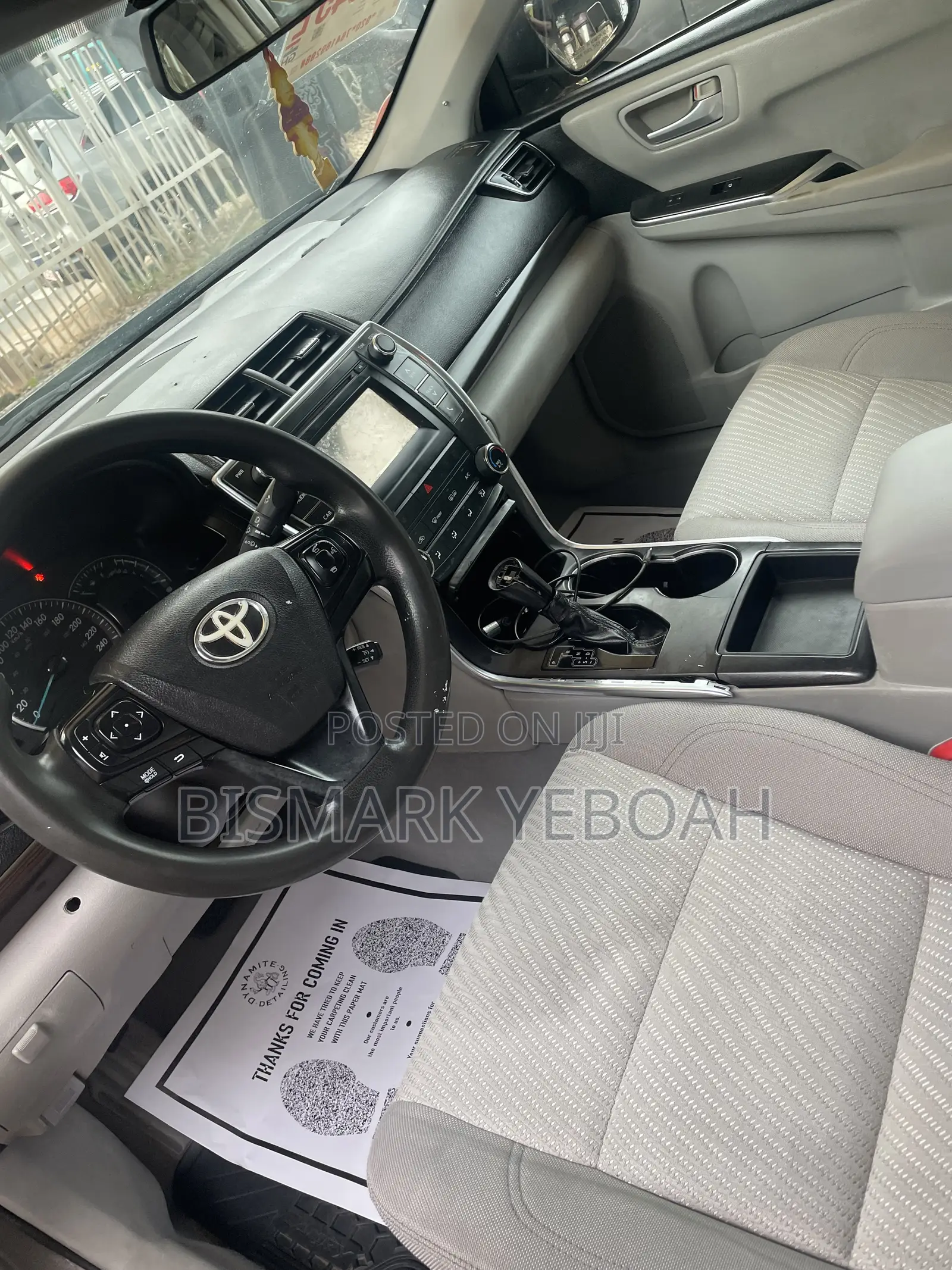 Toyota Camry LE 4dr Sedan (2.5L 4cyl 6A) 2015 Gray