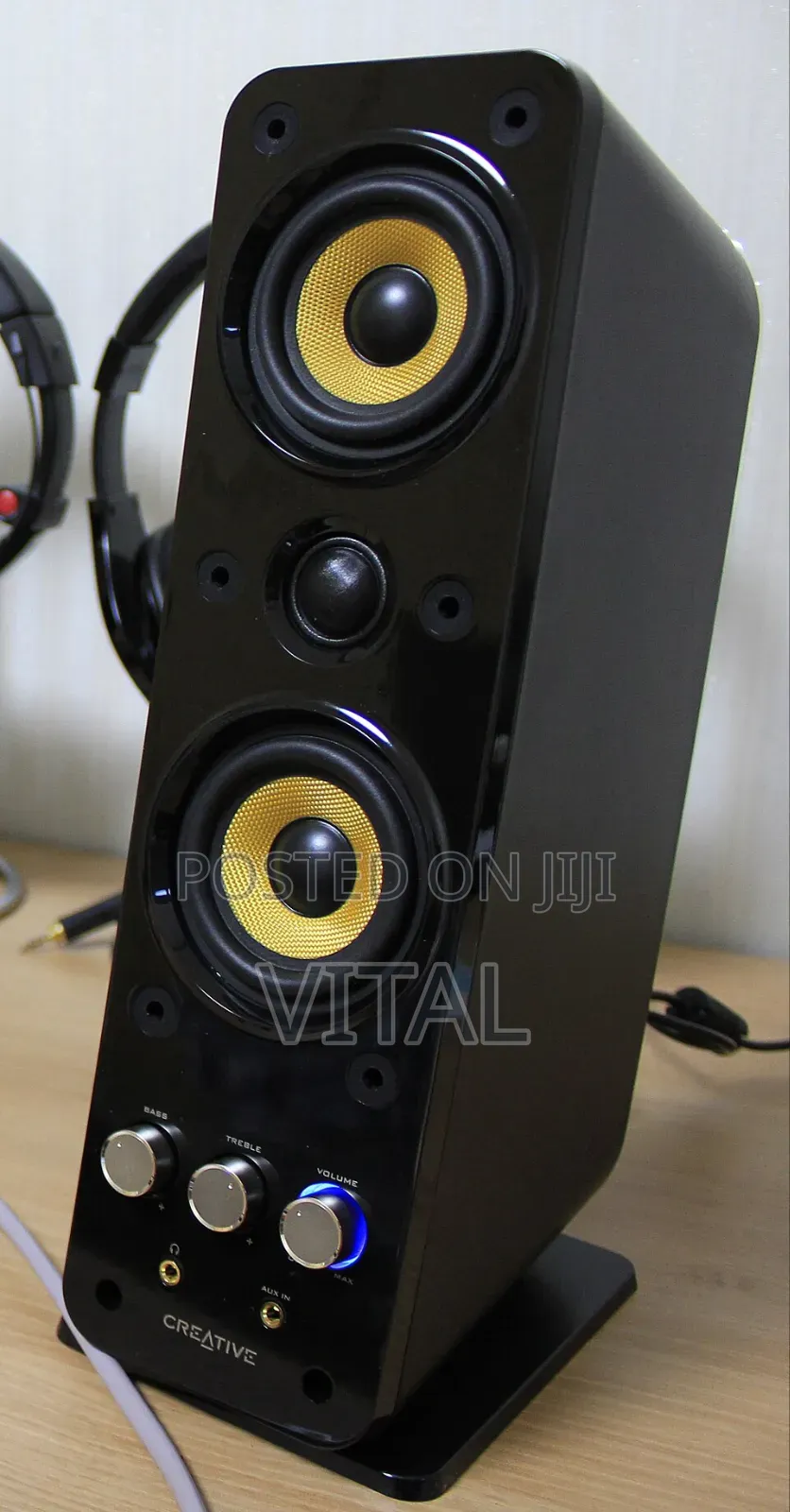 Monitor Creative T40