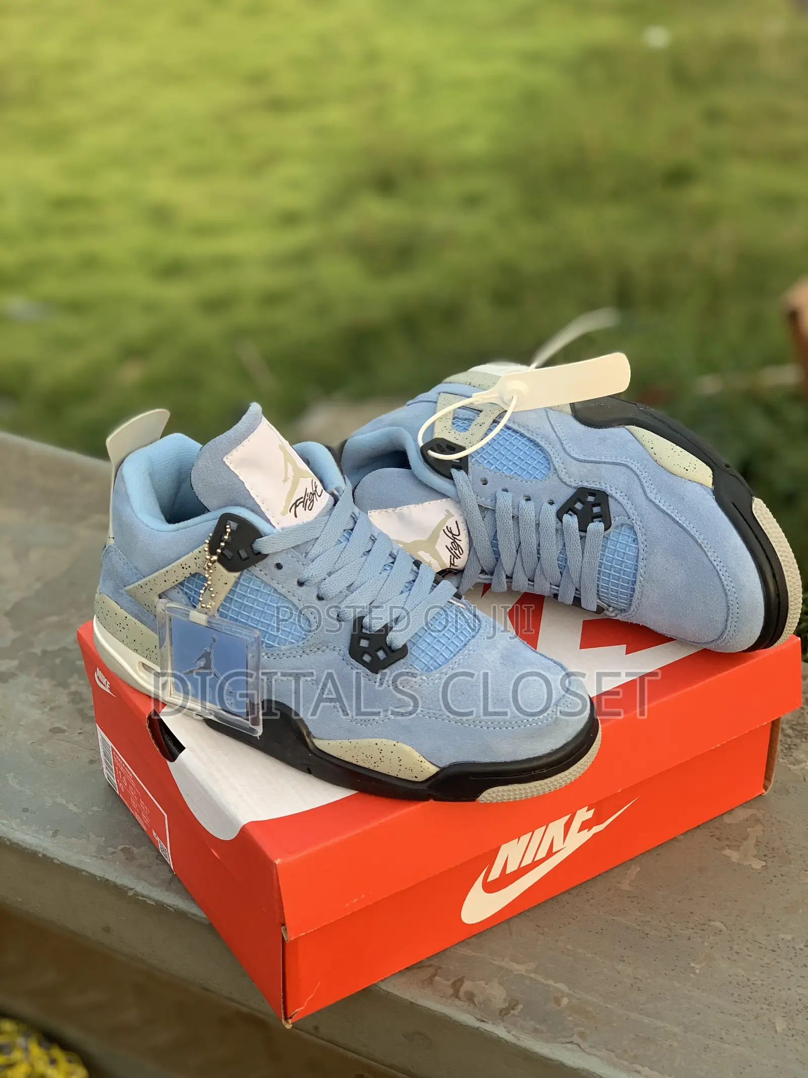 Air Jordan 4 in Box as Seen