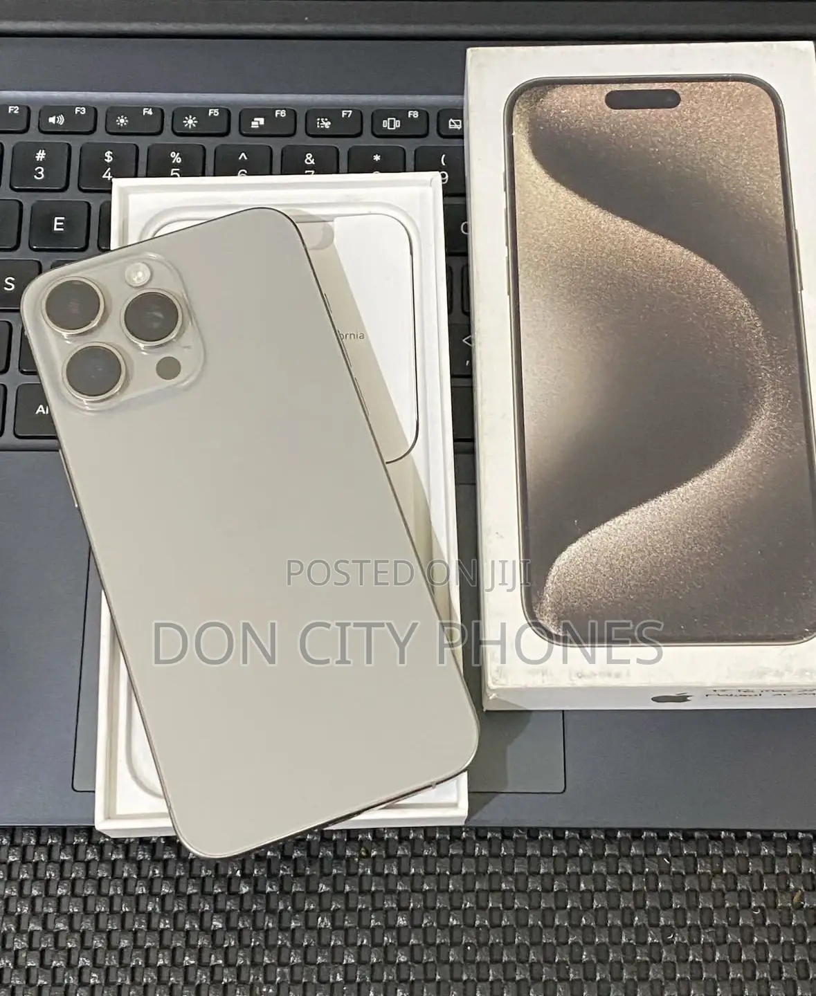 Apple iPhone 15 Pro Max 256 GB Silver
